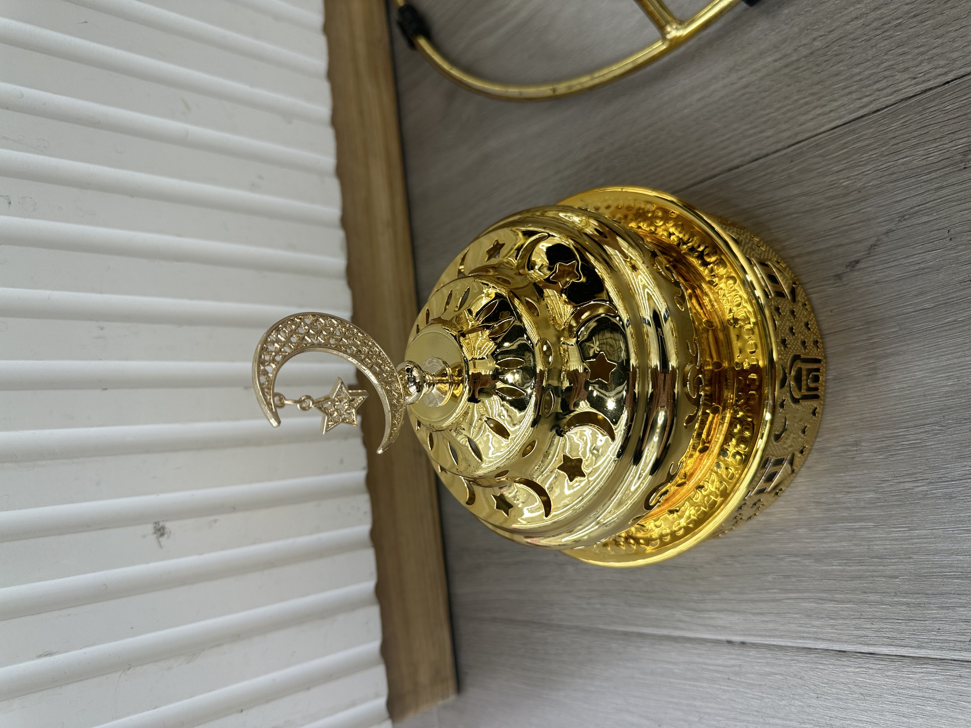 铁艺工艺品烛台中东风格金色家居装饰，糖果盒可定制家具摆件多种款式铁制工艺品细节图