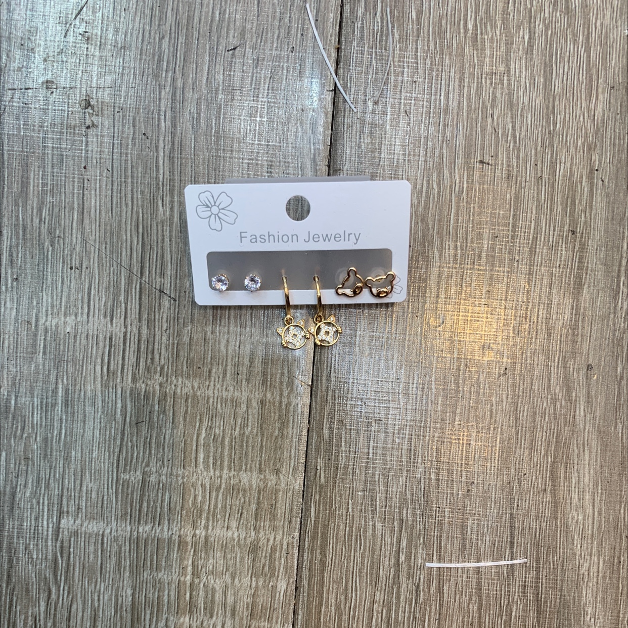 Rice bead earrings and earrings, fashionable and simple ear clip accessories, rice bead earrings Specification image