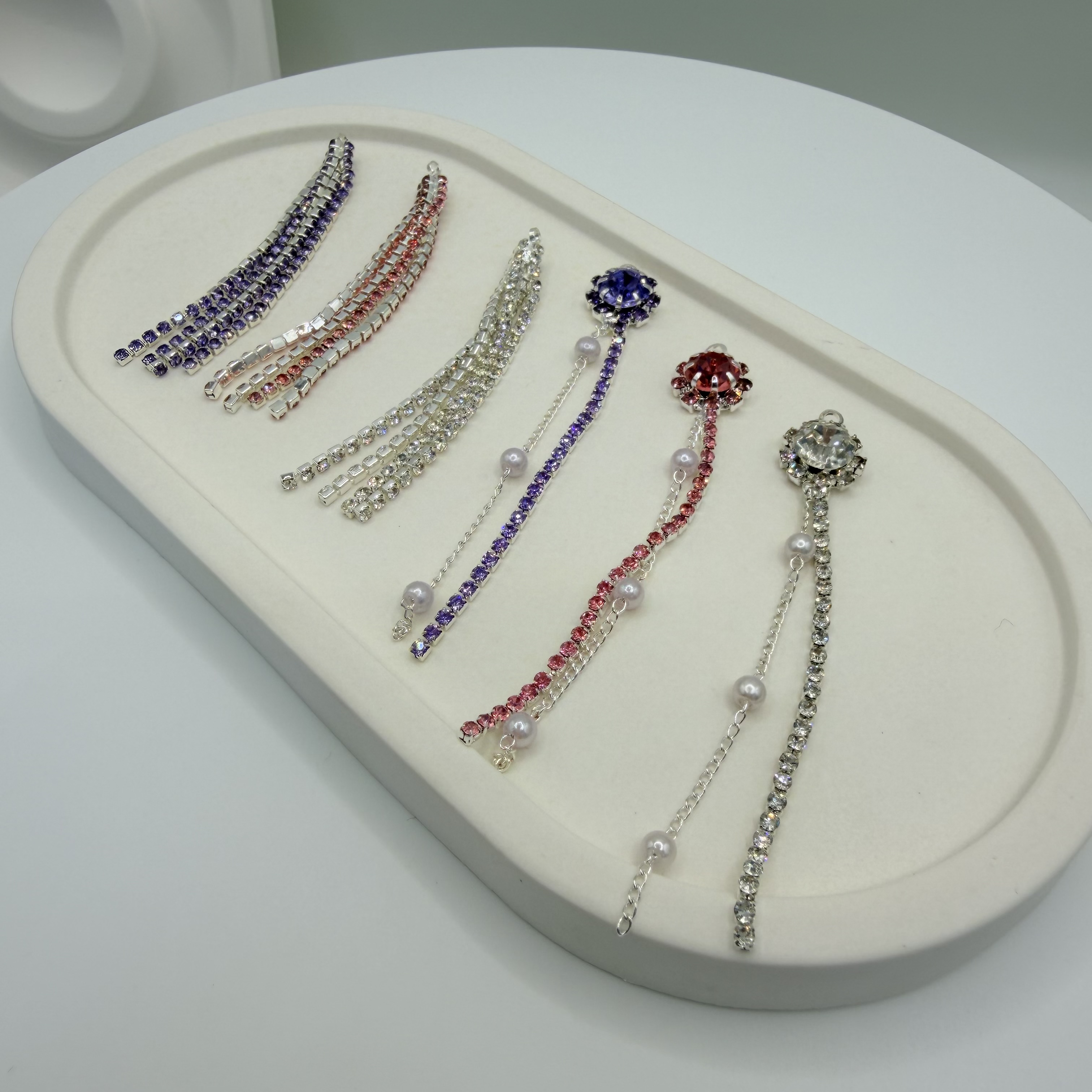 Clothing accessories, DIY mobile phone chains, headwear accessories, DIY wedding dresses and evening gowns Application Scenario