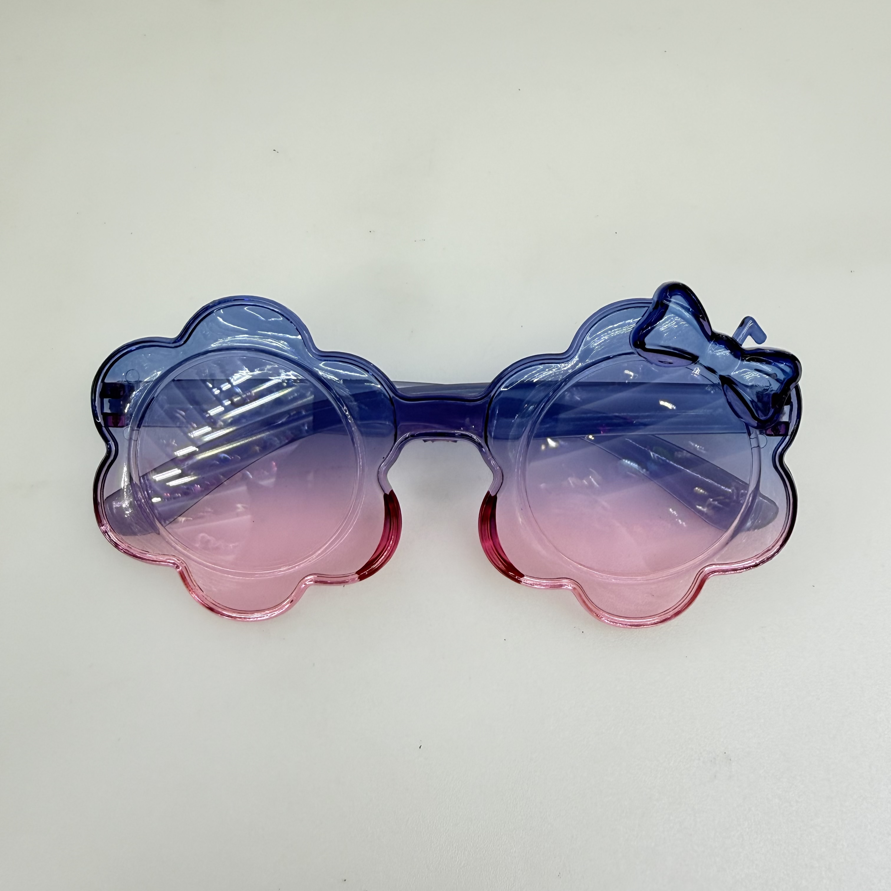 Children's glasses, children's sunglasses detail image 2
