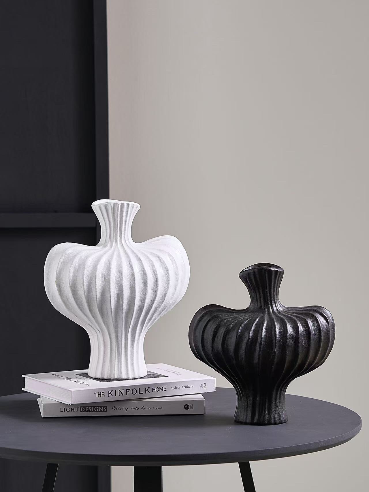 欧式陶瓷花瓶陶瓷装饰工艺品，黑白色