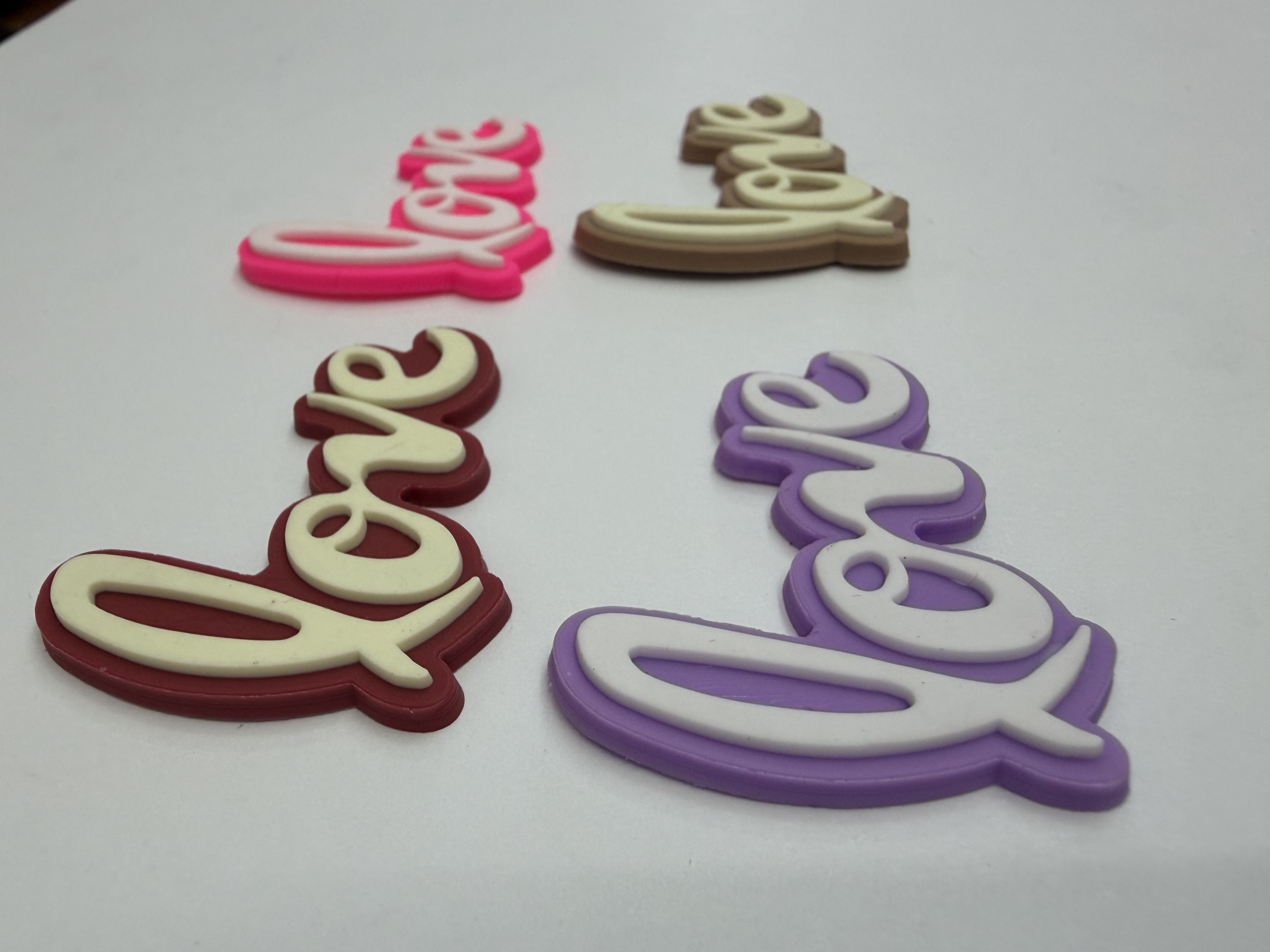 Cartoon "love" letter PVC software patches, phone cases, Crocs flower accessories, etc Specification image