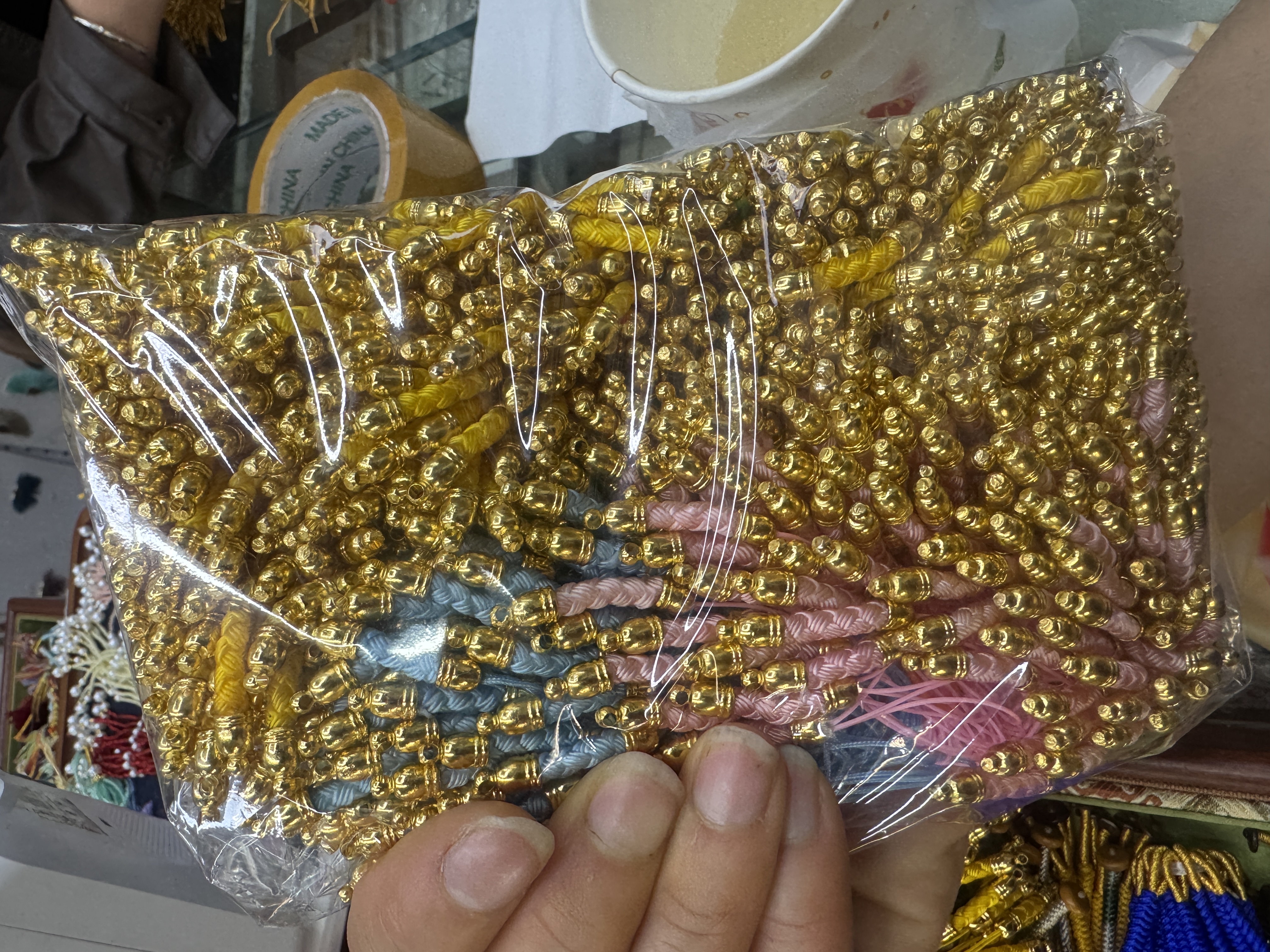 Pendant rope, mobile phone rope, bag hanging rope, various ropes, ropes, ropes, ropes, ropes. Contact number: 15088283653, ropes Application Scenario