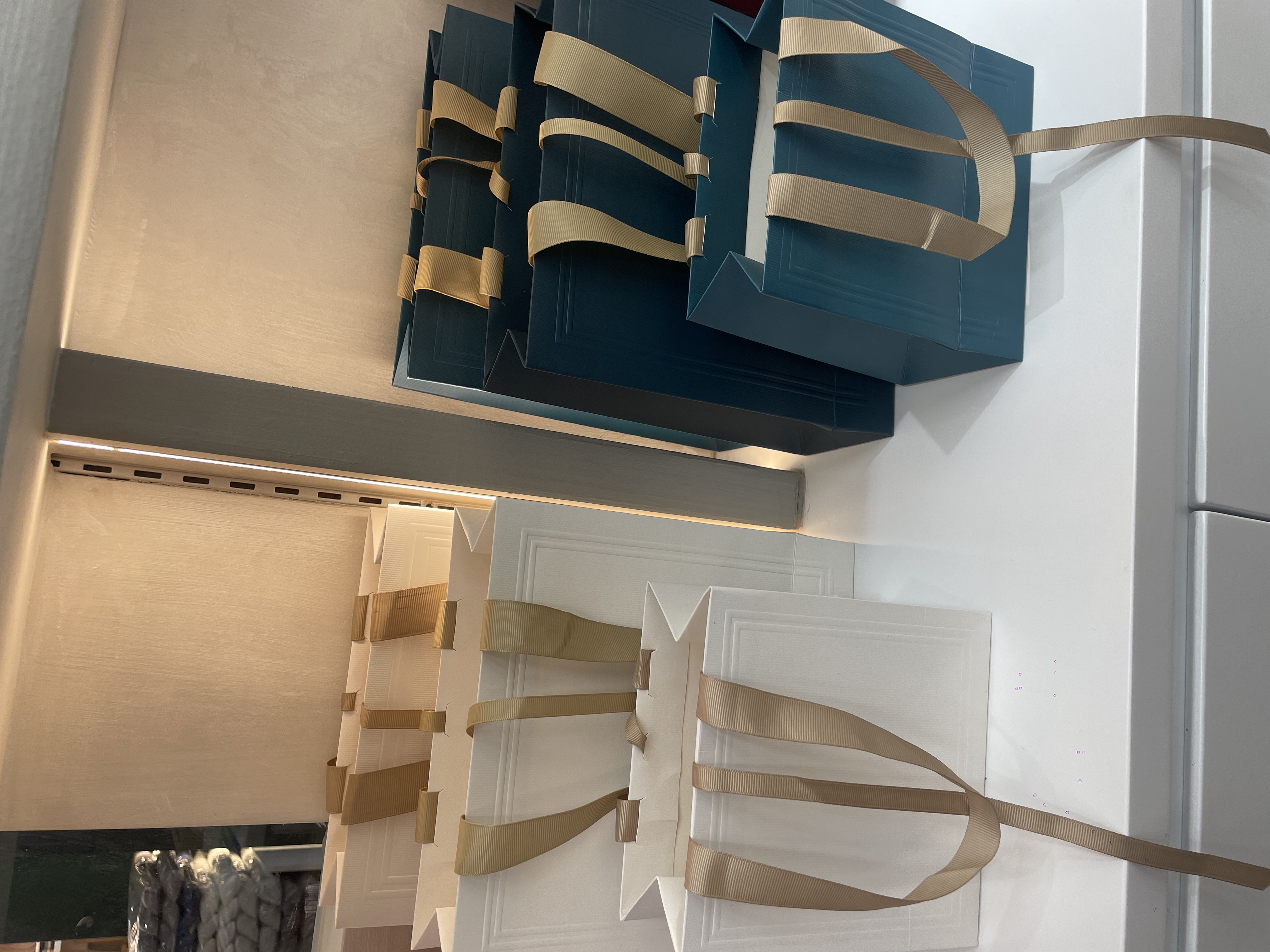 38节高级质感加厚硬手提袋戒指项链手镯首饰盒口红护肤品手拎袋子手串盒首饰包装盒包装盒饰品