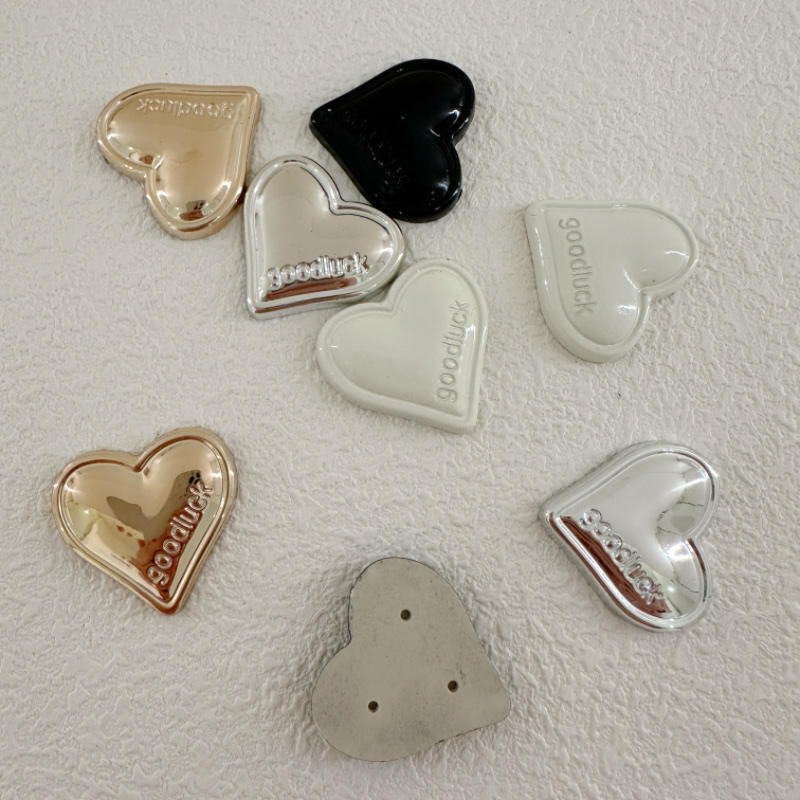 Jewelry accessories, hearts, patches, shoe buckle accessories details Picture