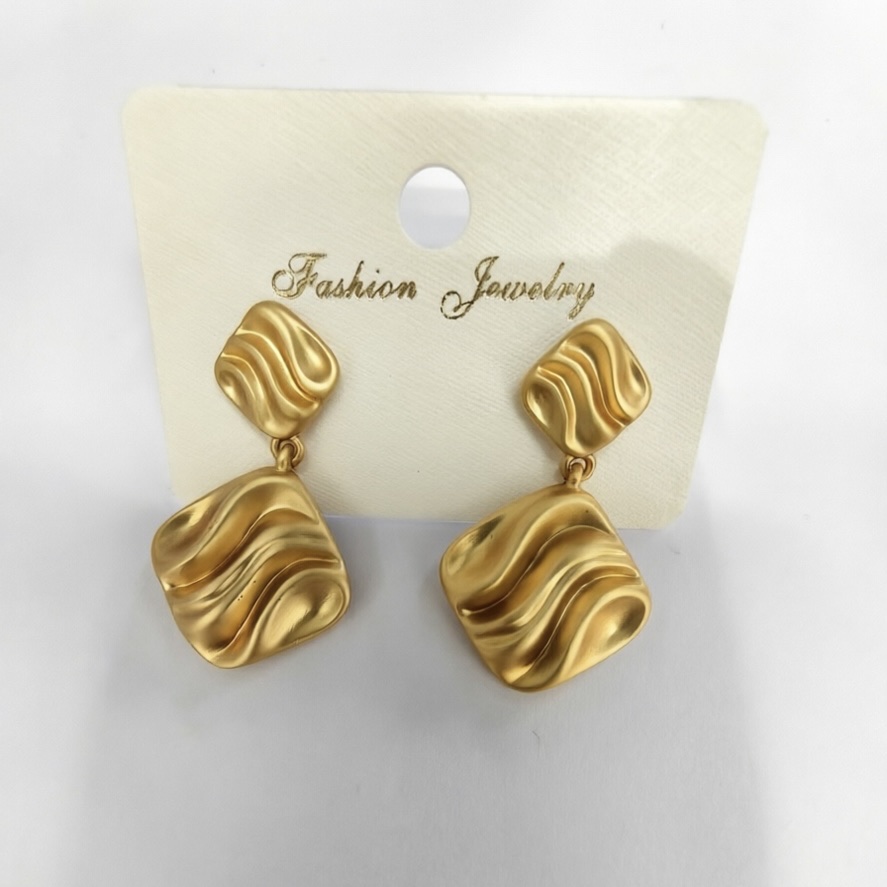 「轻奢几何系列」哑光金质感耳环套装——不规则水滴/扭结/C型珠圈/层叠设计，百搭通勤#耳钉#饰品#四爪耳钉#ccb详情图2