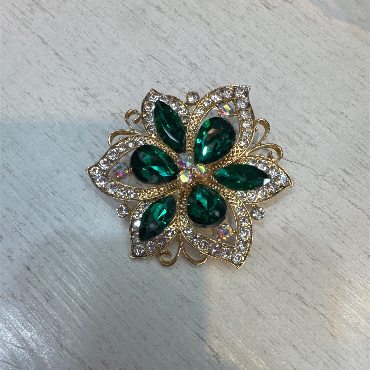 流行中古徽章胸针复古设计精致饰品胸花