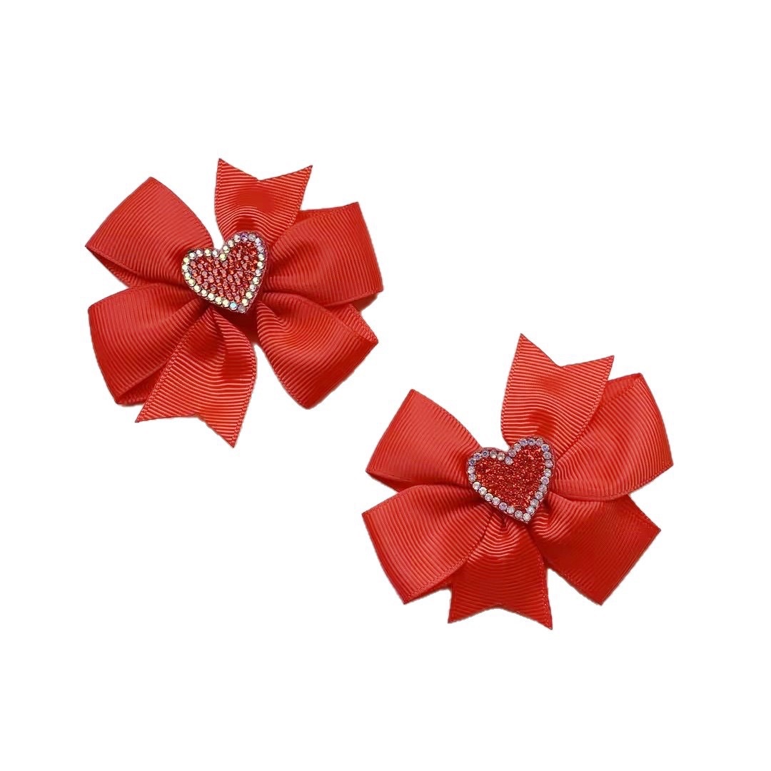 Acrylic children's hair clips, headwear, cute hair accessories, girls' decoration, Valentine's Day new style fabric hand-threaded heart-shaped children's bow hair clips, rhindiamond heart accessories, side clips detail image 5
