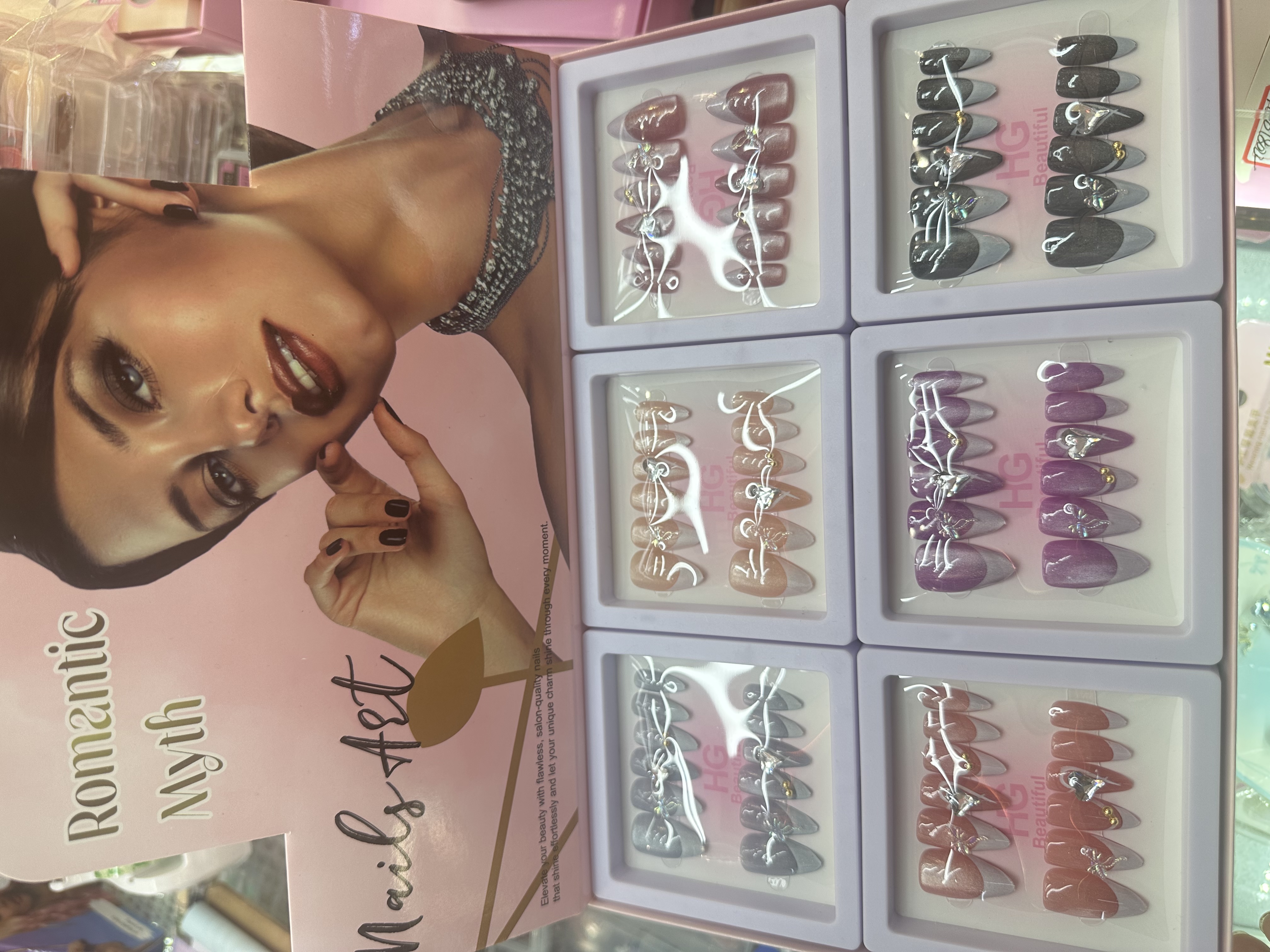 其他材质工艺品实物图