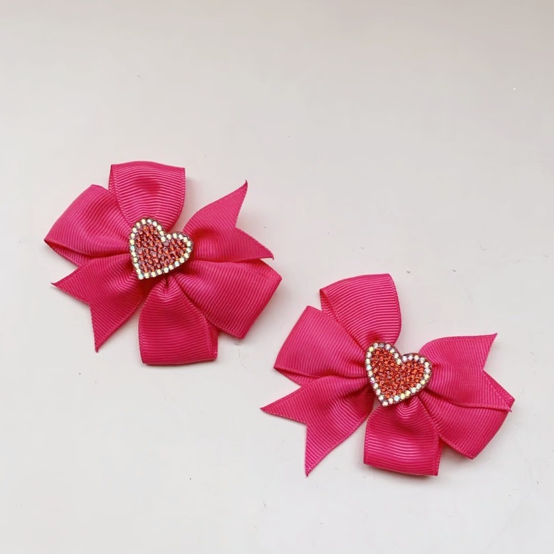 Acrylic children's hair clips, headwear, cute hair accessories, girls' decoration, Valentine's Day new style fabric hand-threaded heart-shaped children's bow hair clips, rhindiamond heart accessories, side clips detail image 6