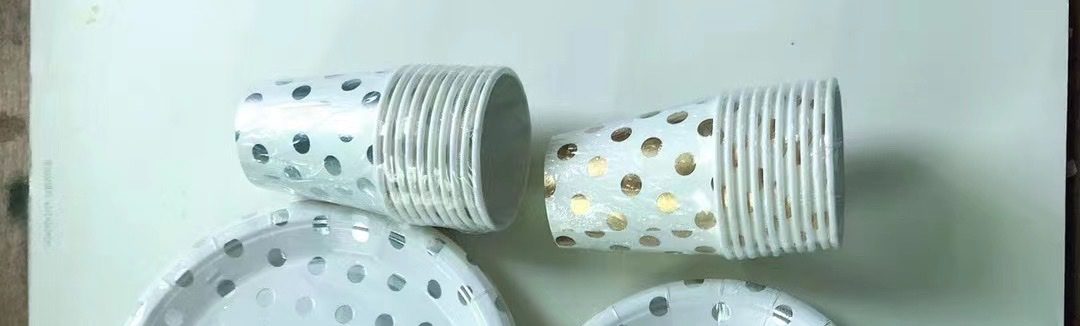 纸质纸盘，杯子白底实物图