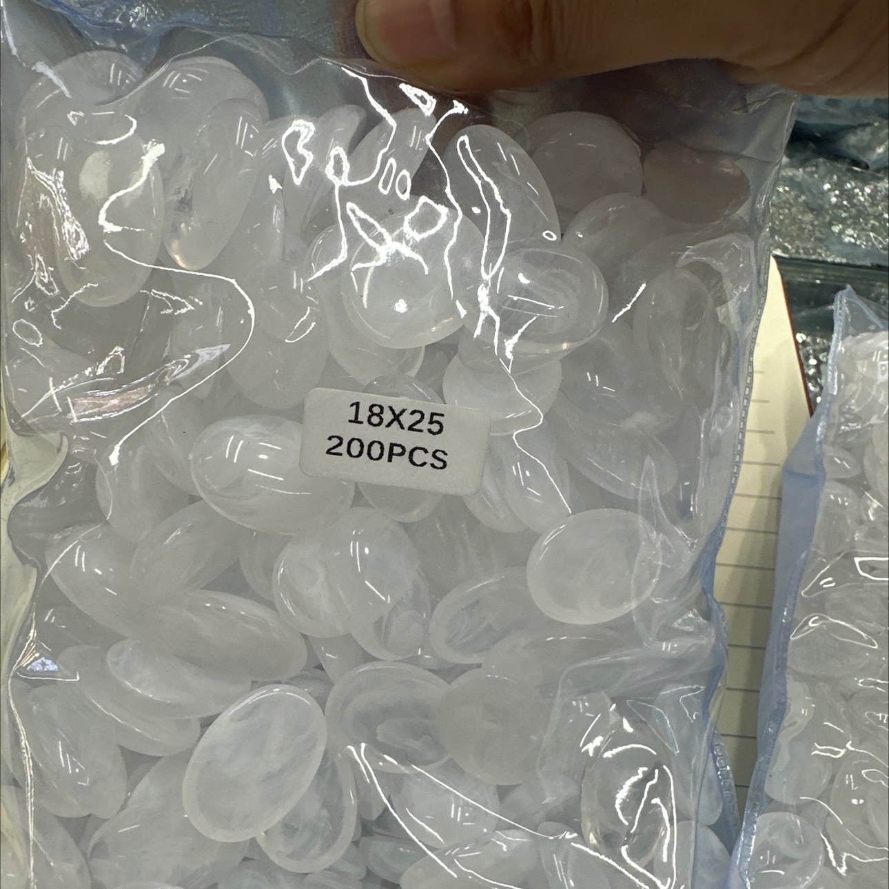 压克力配饰 双色  可用饰品搭配 发箍配饰 发夹配饰  鞋饰配件 服饰搭配  家具设计详情图4