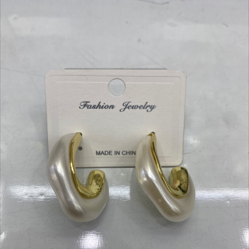 珍珠耳环合金四爪耳钉饰品打耳洞专用无钩防滑小耳钉