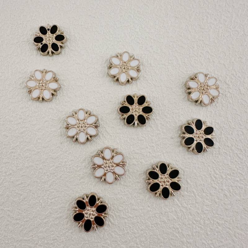 塑料饰品配件，鞋扣配件，手机壳配件