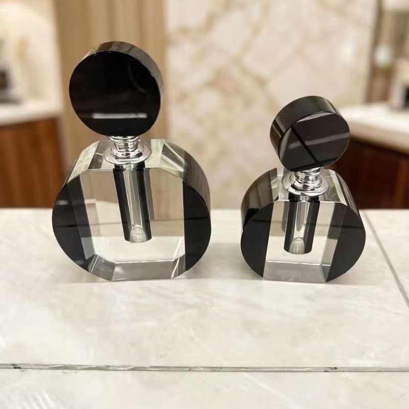 • 闪耀多面体瓶盖 六边形棱柱浅金香水瓶 - 高端时尚单品详情1