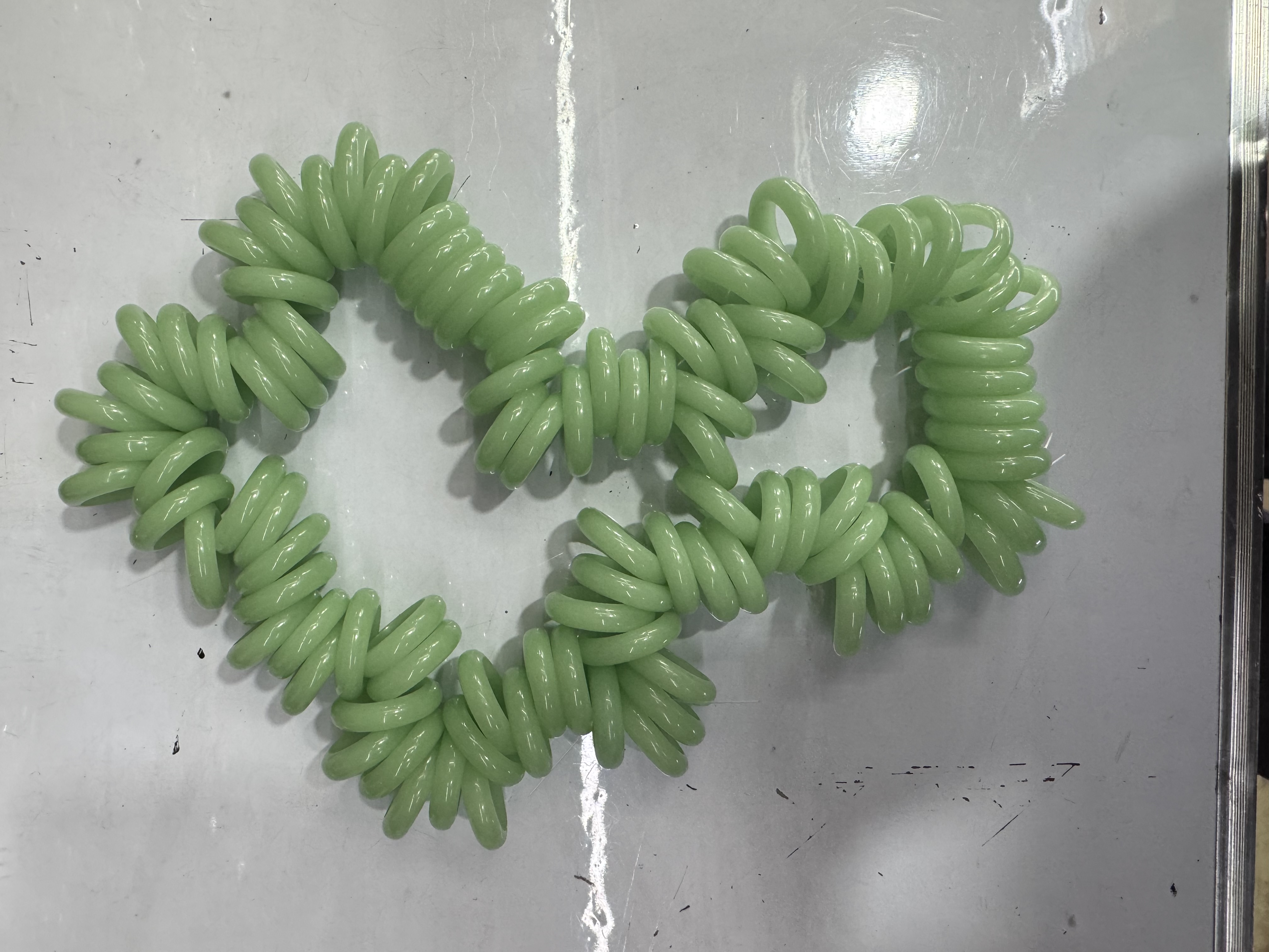 越南天然沉香馆水晶球音乐盒冰箱贴小摆件香薰装饰品夜光戒指风水冰箱贴小摆件越南天然沉香馆水晶球音乐盒详情图2