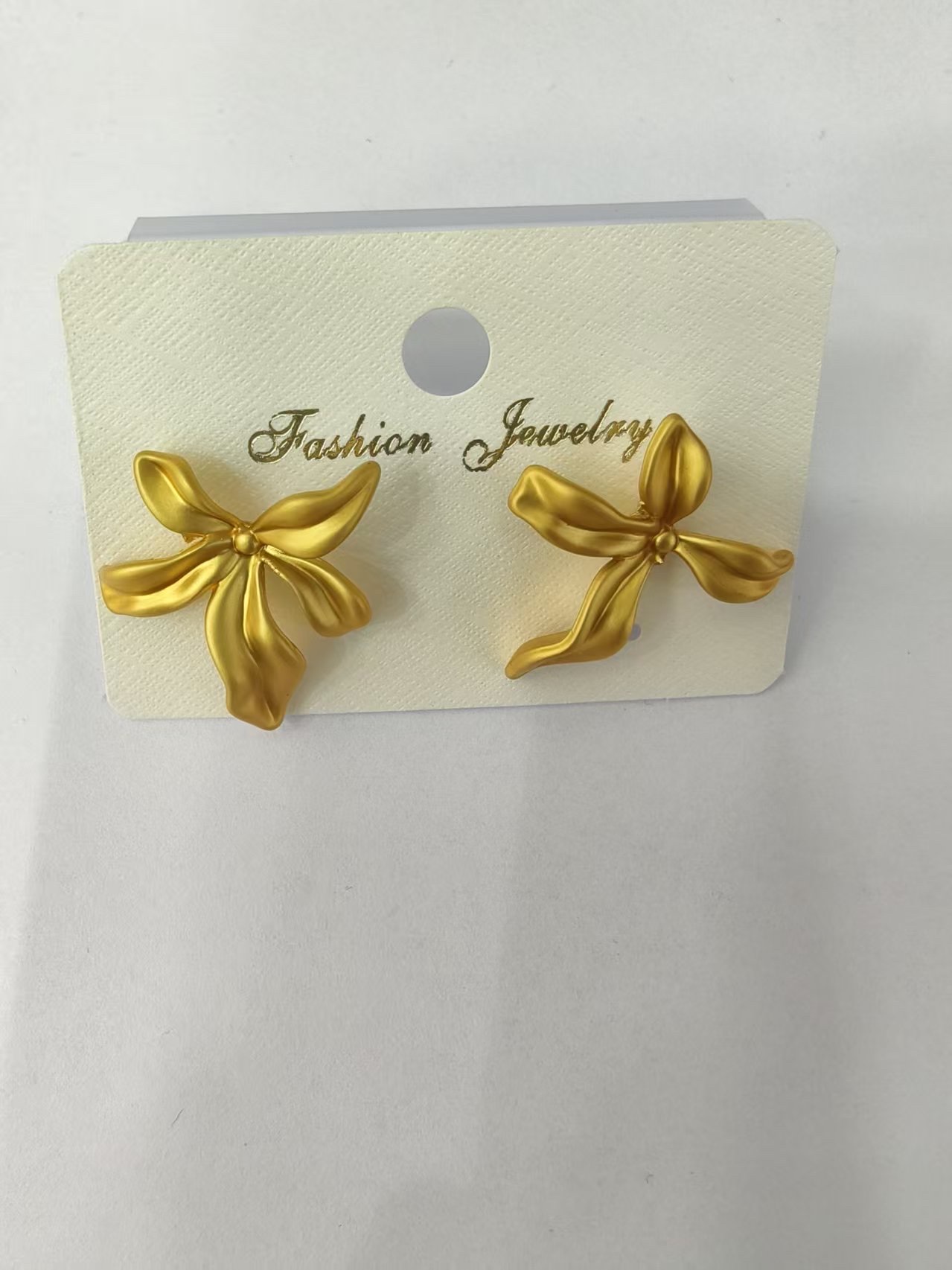 「轻奢几何系列」哑光金质感耳环套装——不规则水滴/扭结/C型珠圈/层叠设计，百搭通勤#耳钉#饰品#四爪耳钉#ccb详情图12