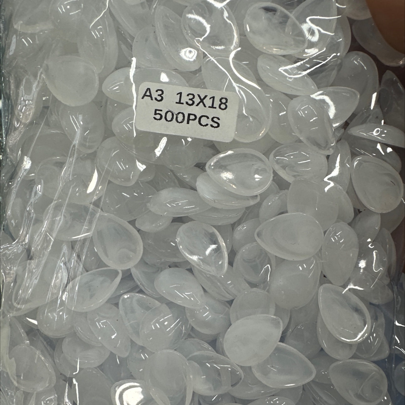 压克力配饰 双色  可用饰品搭配 发箍配饰 发夹配饰  鞋饰配件 服饰搭配  家具设计产品图