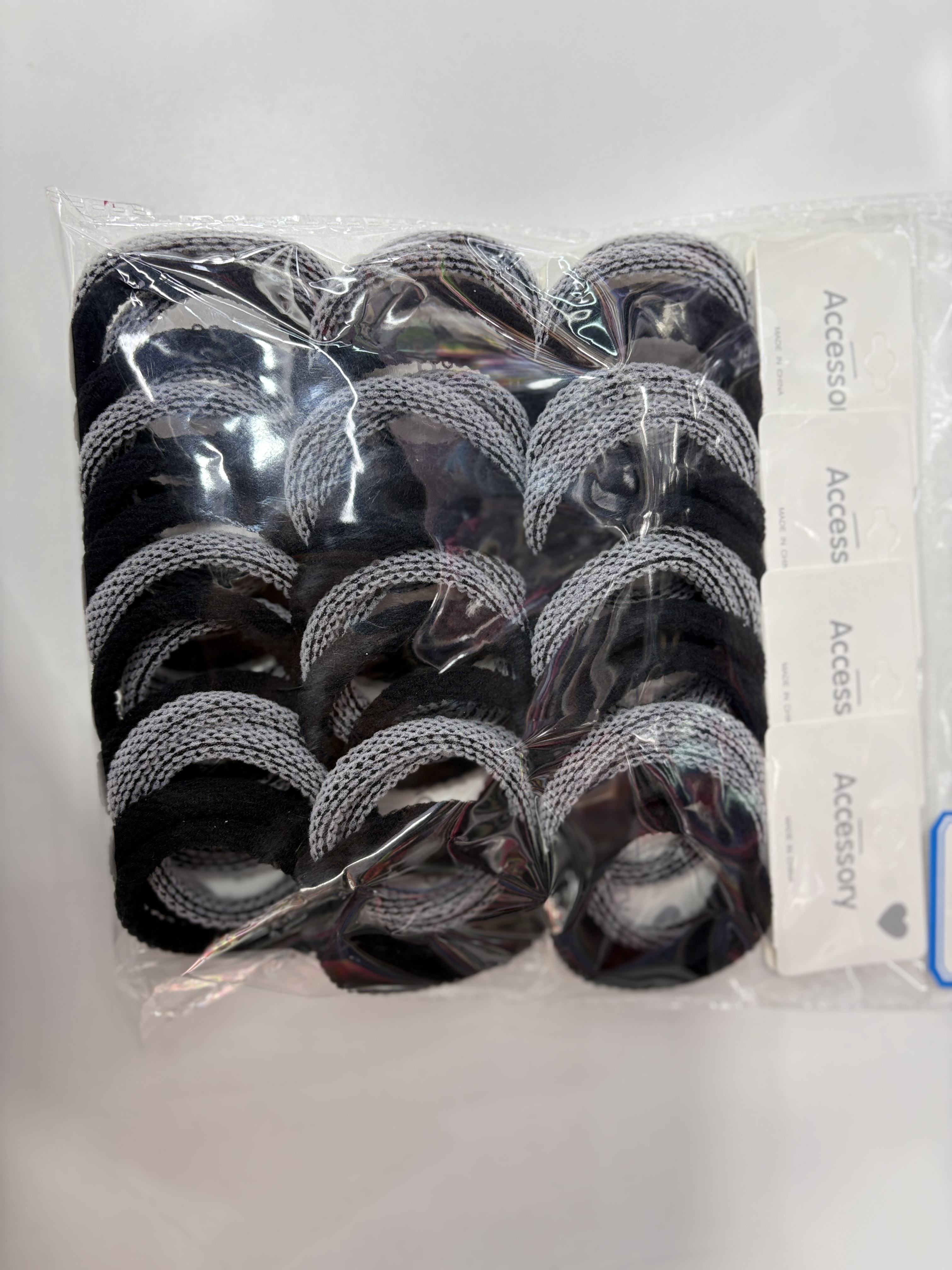Four high-elasticity striped seamless hair bands, a high-end jacquard style tag headband bag, a dozen high-quality nylon towel bands detail image 6