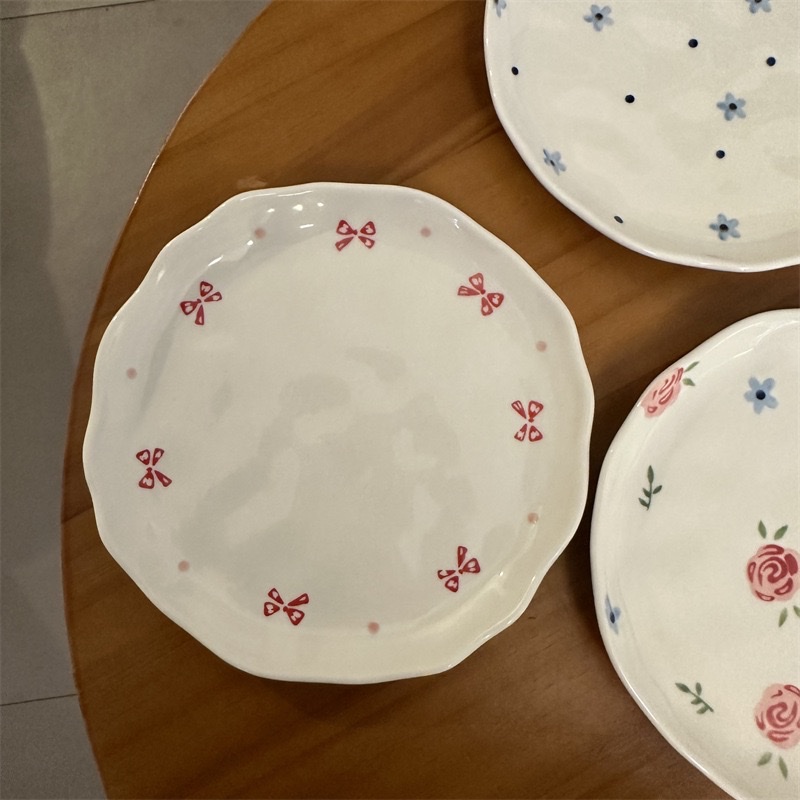 Japanese-style hand-painted bowls, plates, ceramic tableware, cute kitchen utensils and tableware