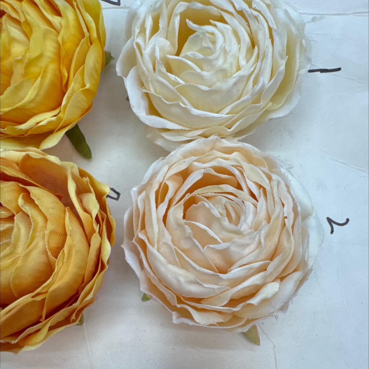 仿真花假花清明花假花小国外墓碑仿真花白底实物图