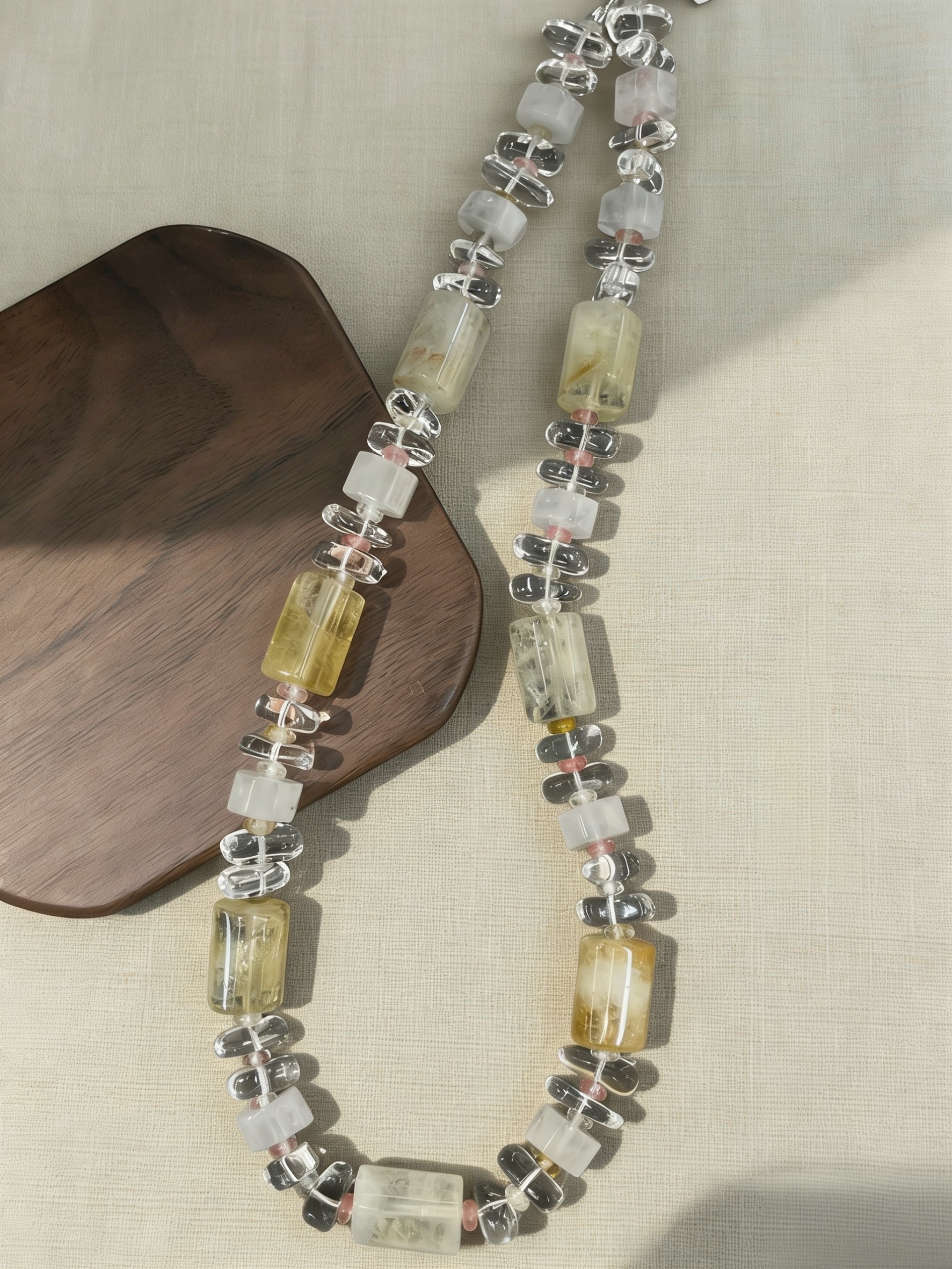 黄胶花天然水晶项链随性慵懒日常佩戴无负担