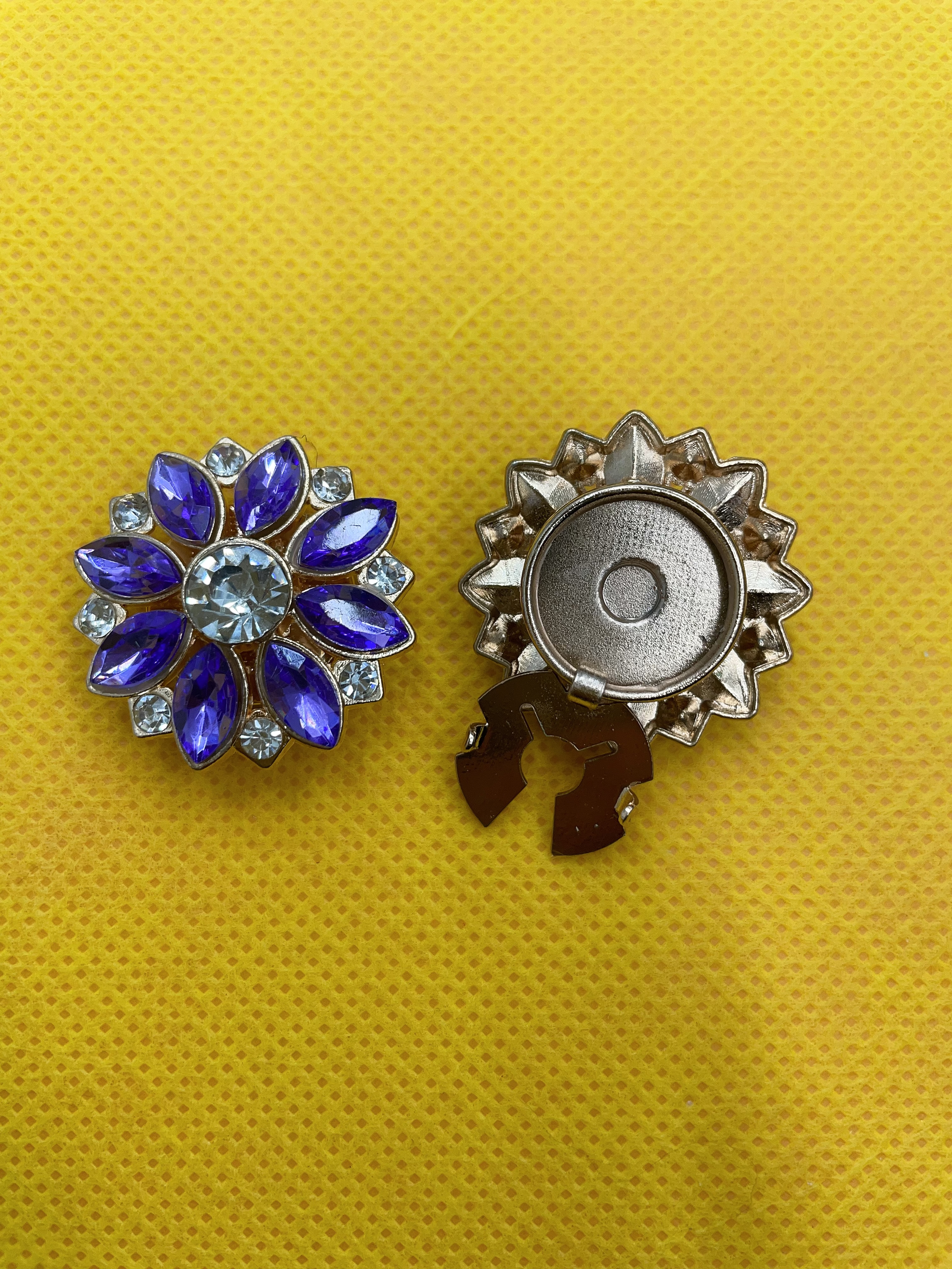 跨境热销电镀彩色水钻珍珠新款袖扣服饰纽扣饰品质感花衬衫形圆形扣子配件 服装辅料详情图5