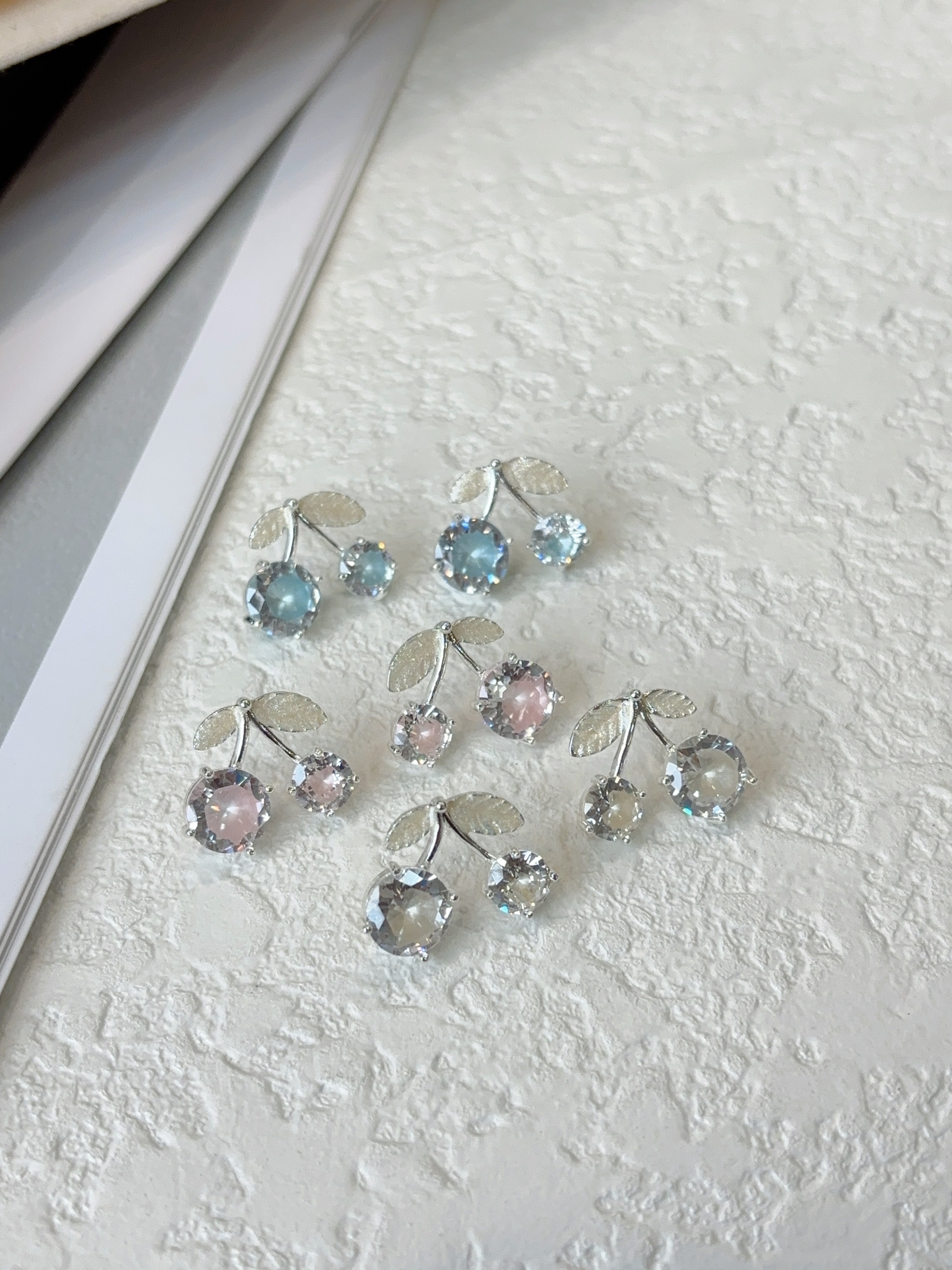 樱桃小巧精致色彩搭配春天清新可爱耳钉耳钉饰品饰品详情图4