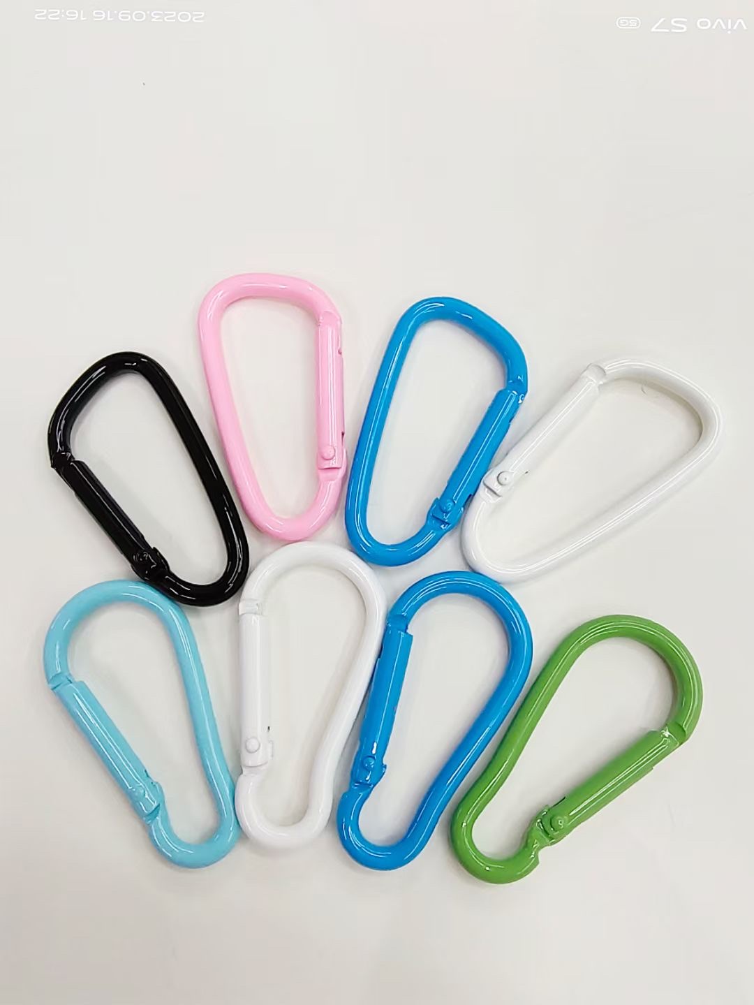 彩色喷漆D型金属弹簧圈钥匙扣锌合金开口环登山扣连接件饰品配件 饰品配件铁圈五金