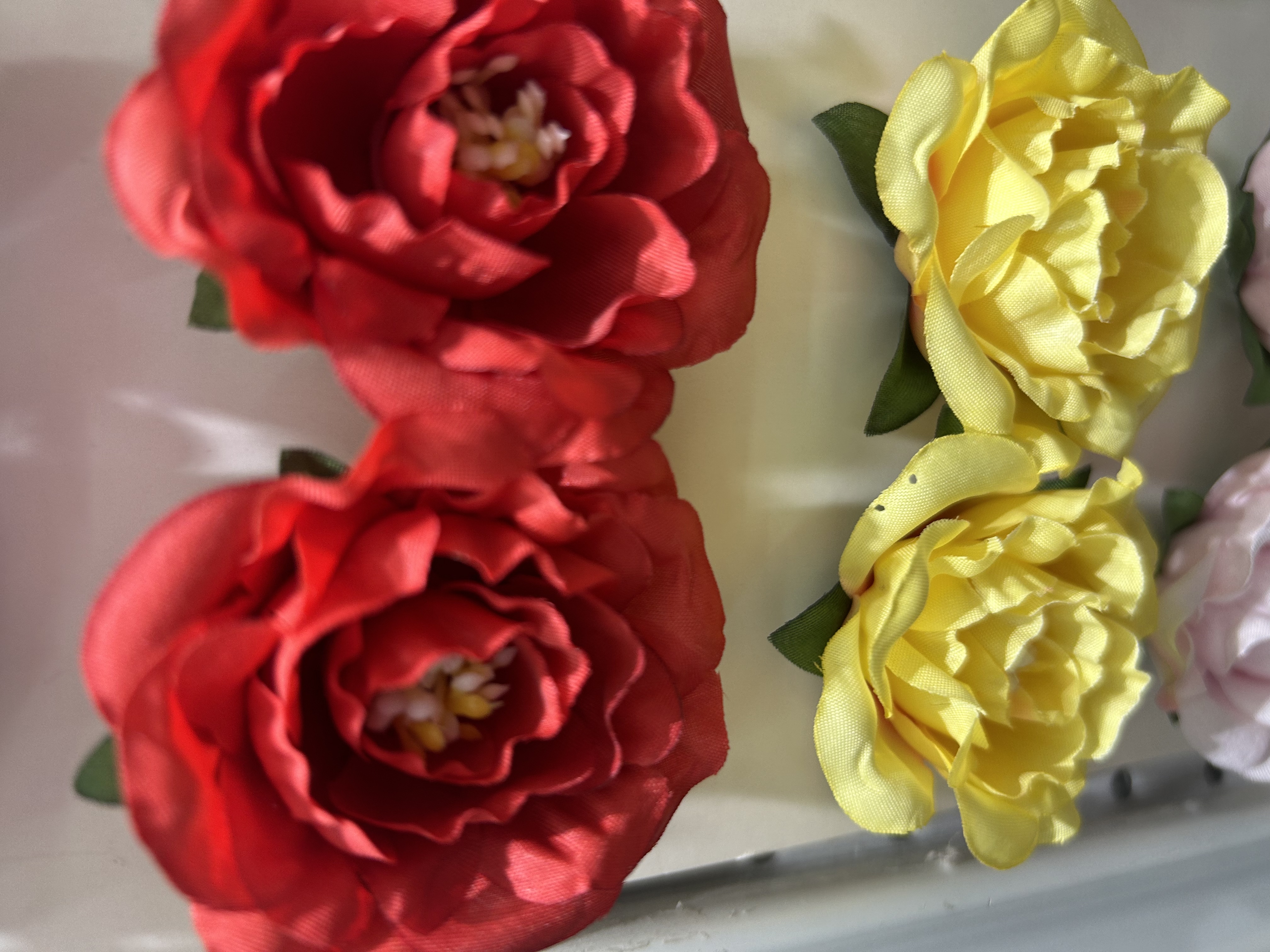 其他材质工艺品实物图