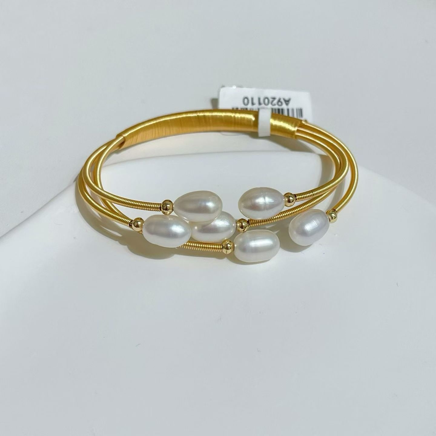 天然淡水珍珠手镯女款轻奢时尚气质高级感手环简约小众送女友礼物