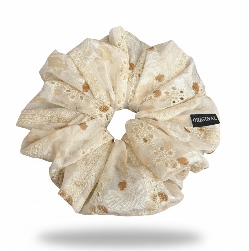 超大号蕾丝碎花刺绣大肠发圈女 高奢感懒人风布料大发圈饰品白底实物图