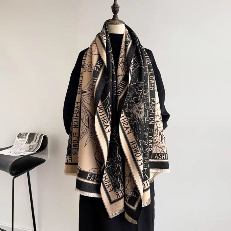 Cross-border scarf wholesale e-commerce live streaming supply chain, new high-speed jacquard letter frame flower Application Scenario