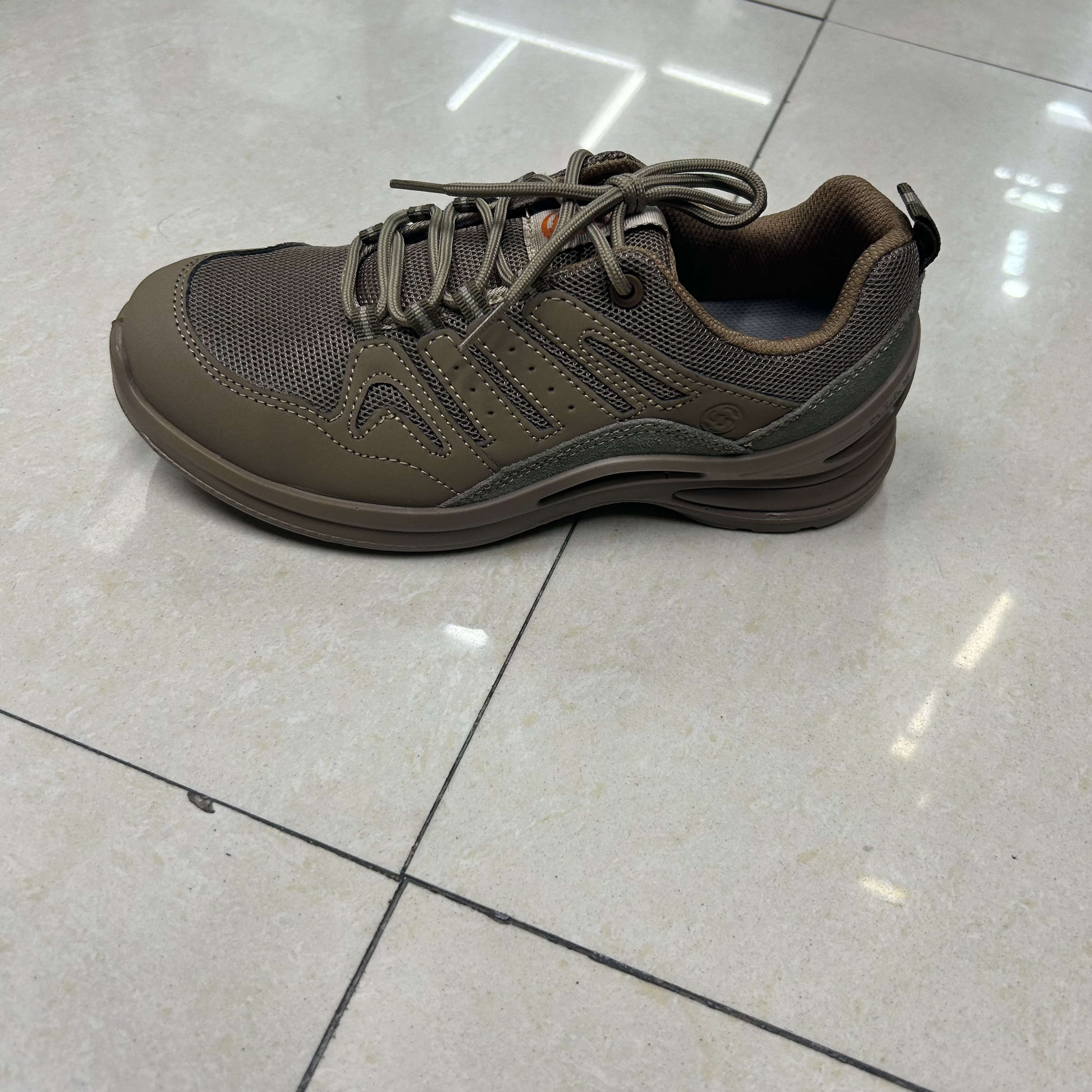 6kv insulating shoes, work safety shoes, electrician boots, anti-slip, wear-resistant and pressure-resistant safety protective shoes, anti-slip and wear-resistant Application Scenario