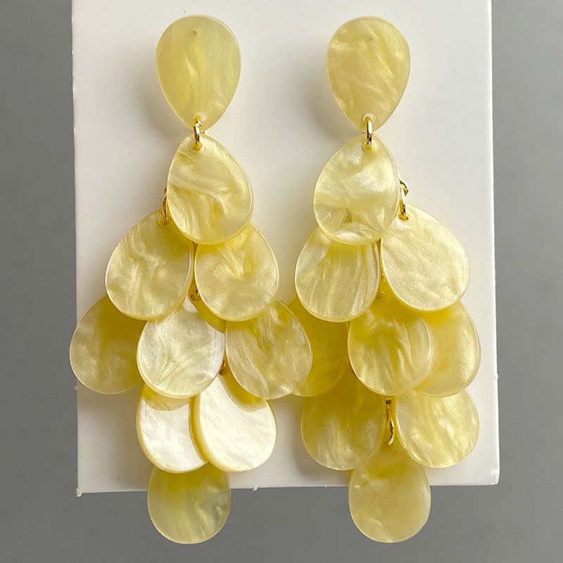 Yiwu European and American fashion earrings for autumn and winter, exaggerated and individual water drop acrylic acetic acid hand-spliced earrings, vacation style earrings factory direct sales