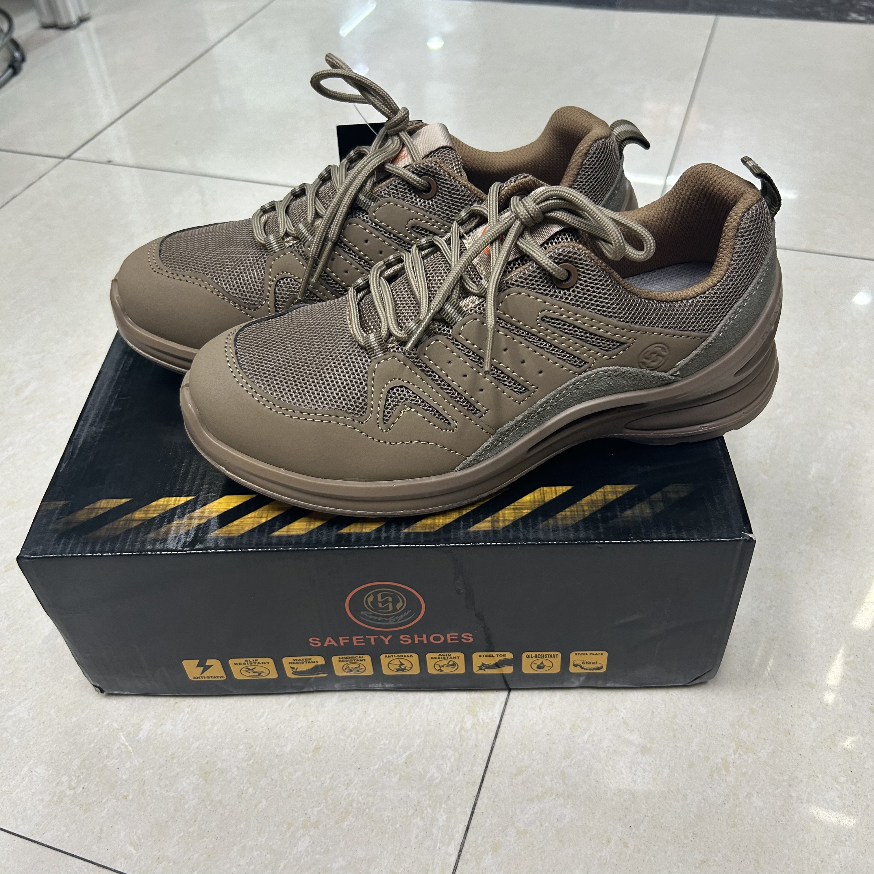 6kv insulating shoes, work safety shoes, electrician boots, anti-slip, wear-resistant and pressure-resistant safety protective shoes, anti-slip and wear-resistant detail image 11