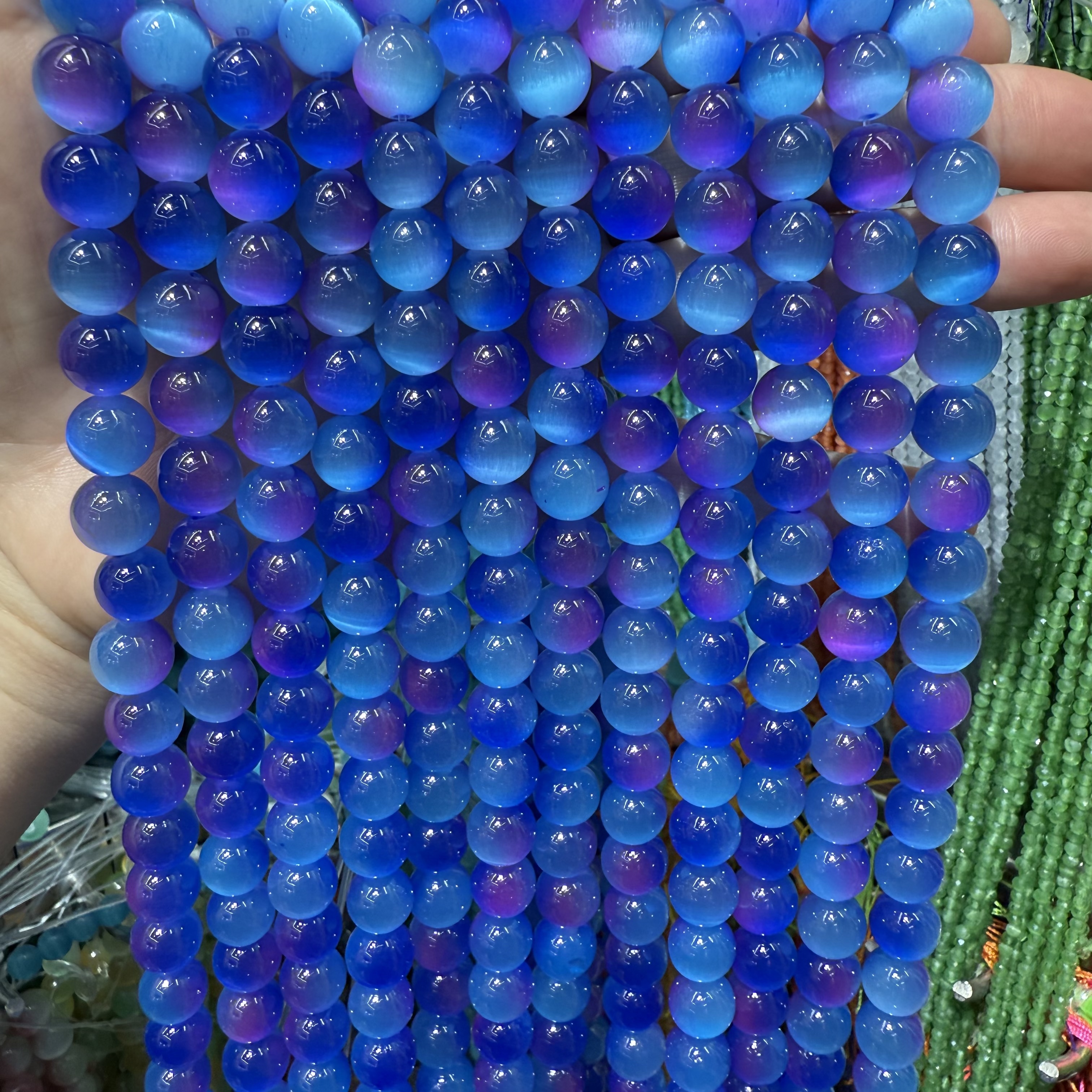 10mm猫眼石圆珠diy仿古琉璃散珠配件批发 手链串珠材料珠子货源 糖果七彩色珠白底实物图