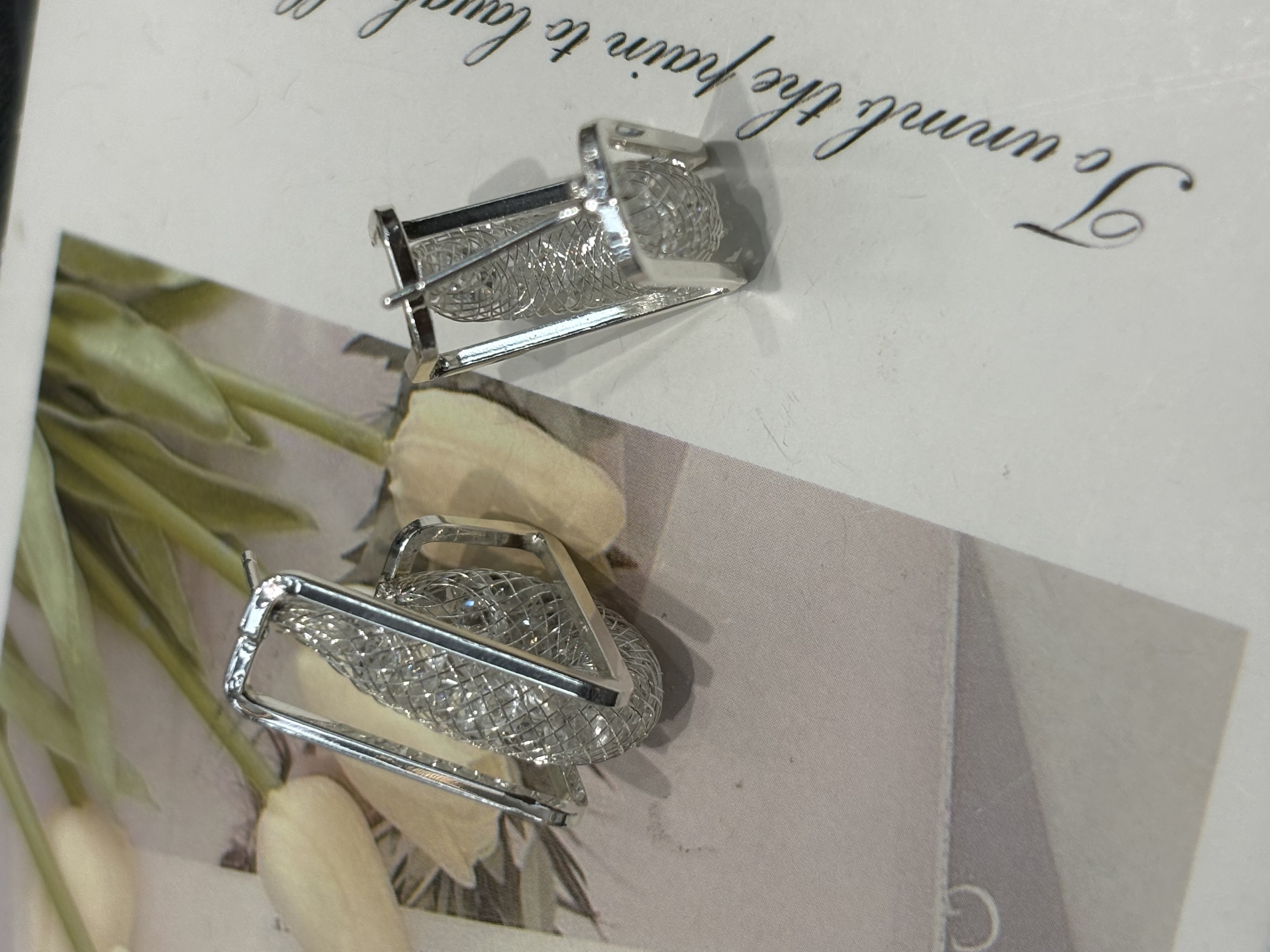 爆款镂空方形耳钉 高级感金属风 抖音直播热卖款 现货供应产品图