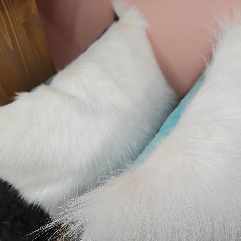 真羊毛皮硬毛单色抱枕 40*40