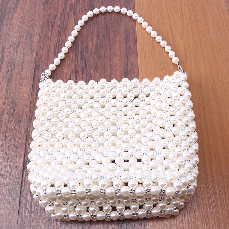 The well-known brand ZR2021 new style hand-held iron chain bar crossbody pearl hand-held high-brightness pearl bag detail image 7