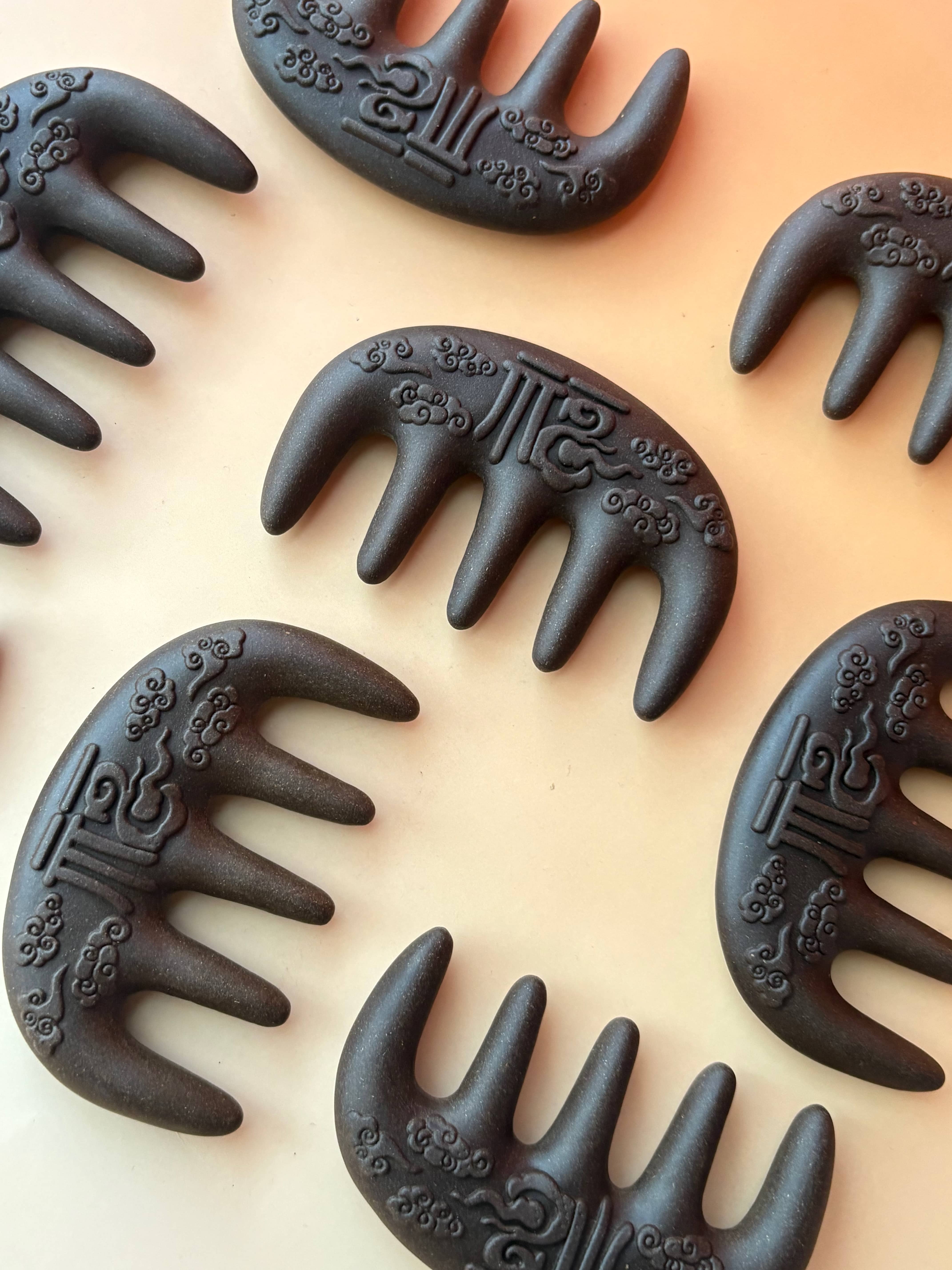 纯手工中药黑色雕刻发梳超大号抓夹迷你小梳子挂件