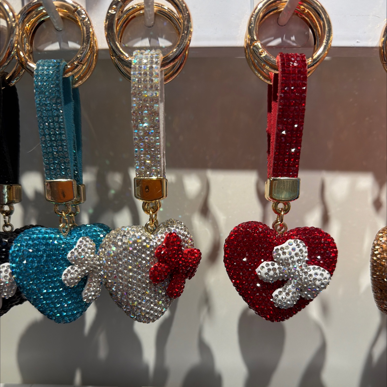 马卡龙卡通发光钥匙扣公仔挂件可爱小物随身装饰钥匙扣发光闪光钥匙扣钥匙扣公仔挂件产品图