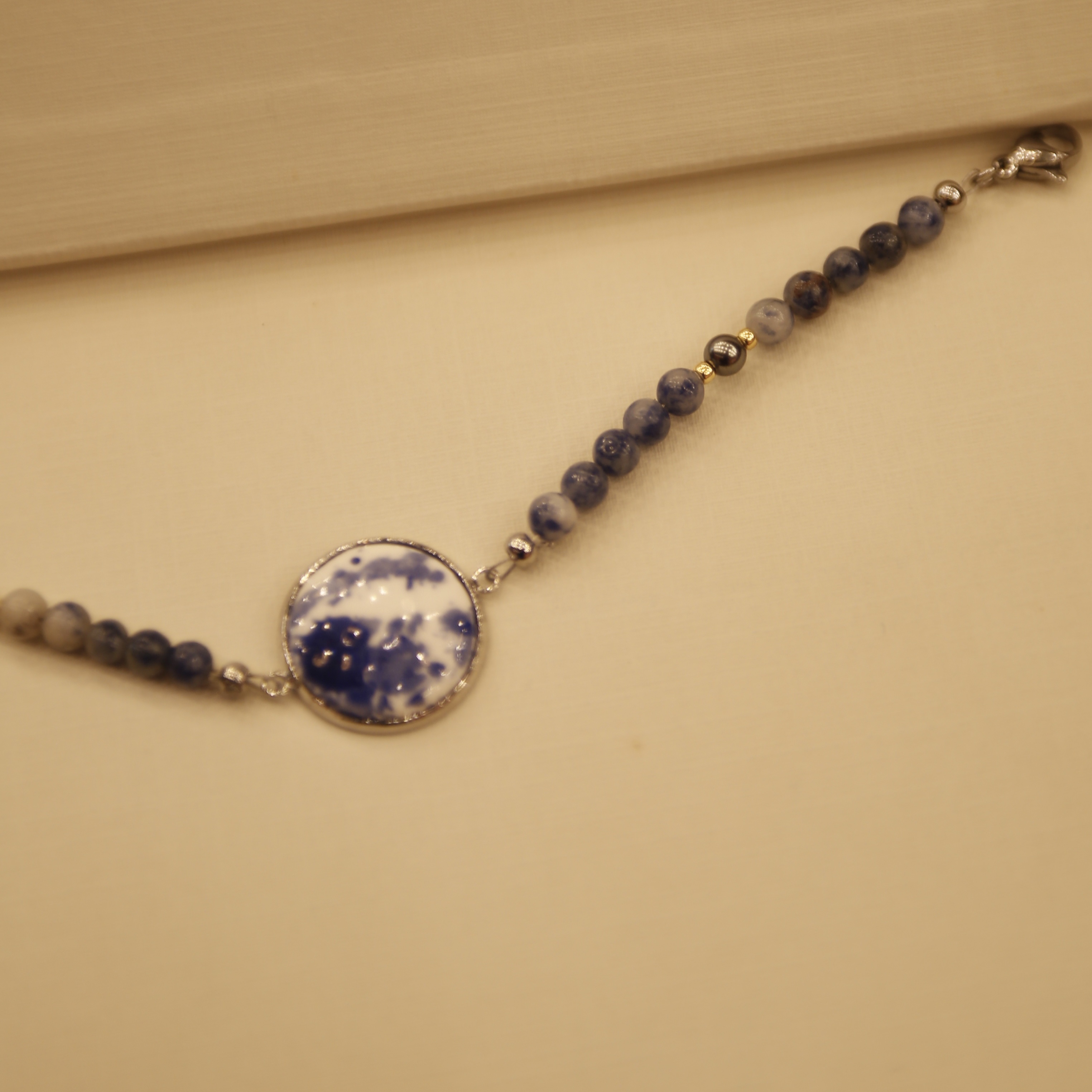 青花泼墨圆片串珠手链产品图