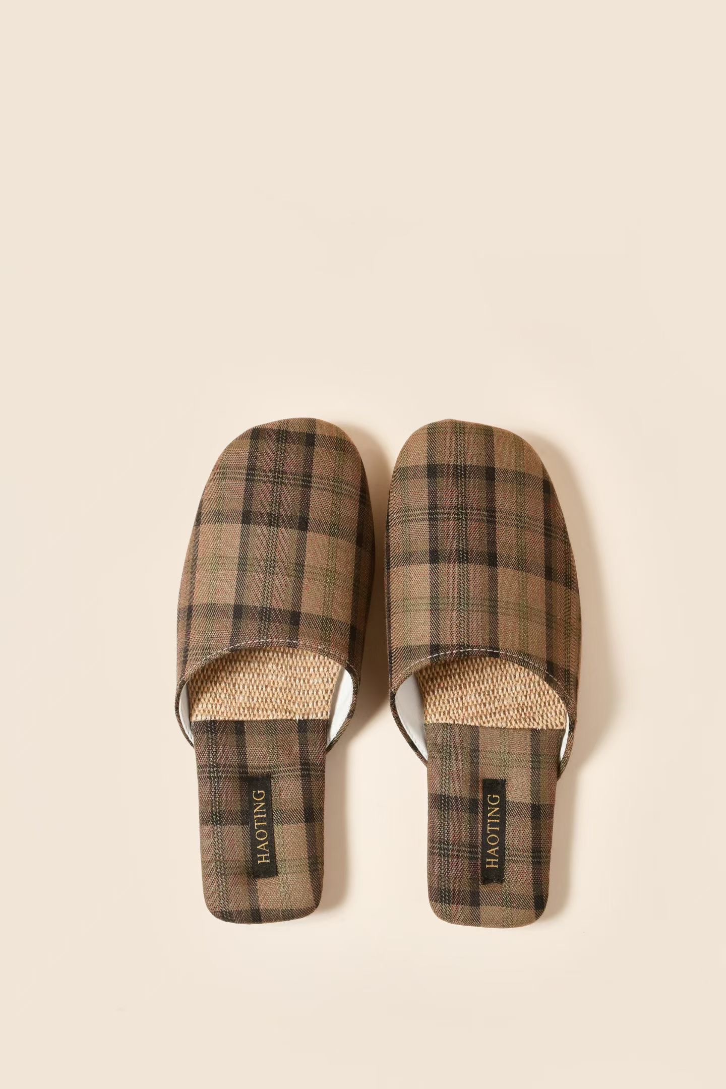 New checkered slippers, women's linen slippers, fashionable, versatile and comfortable home slippers, fabric design shoes detail image 6