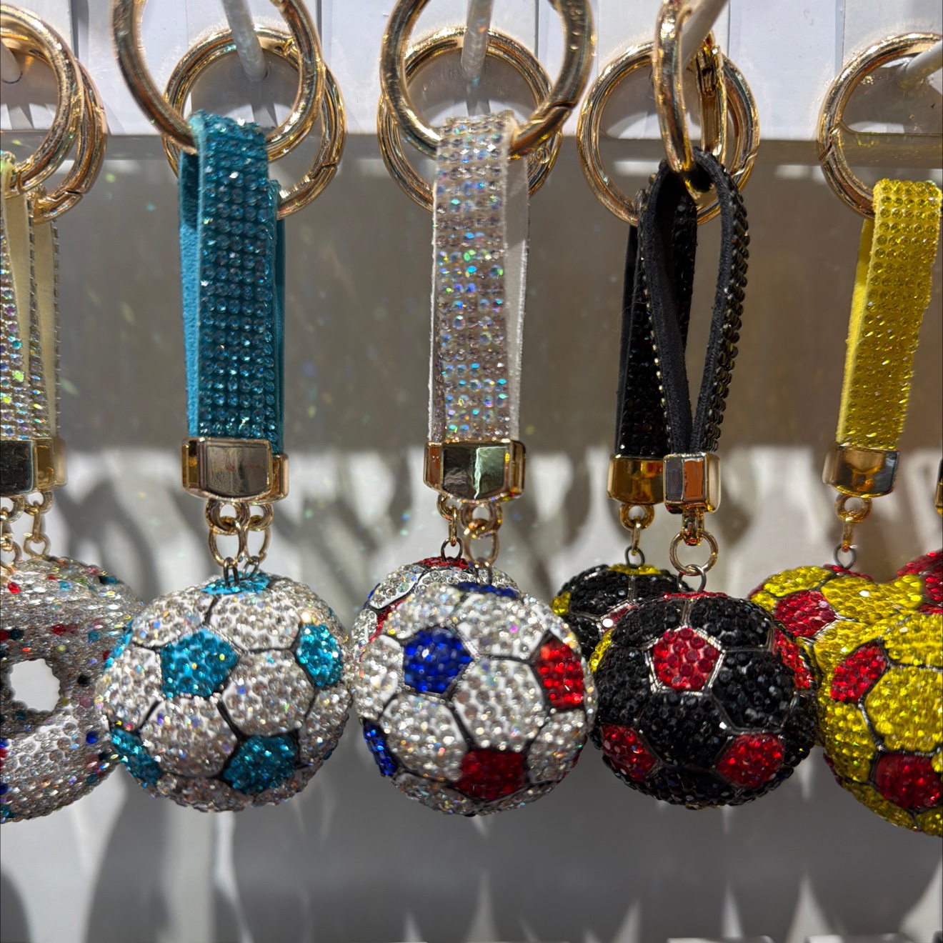 马卡龙卡通发光钥匙扣挂件公仔亮灯小物可爱萌趣饰品钥匙扣钥匙扣公仔挂件