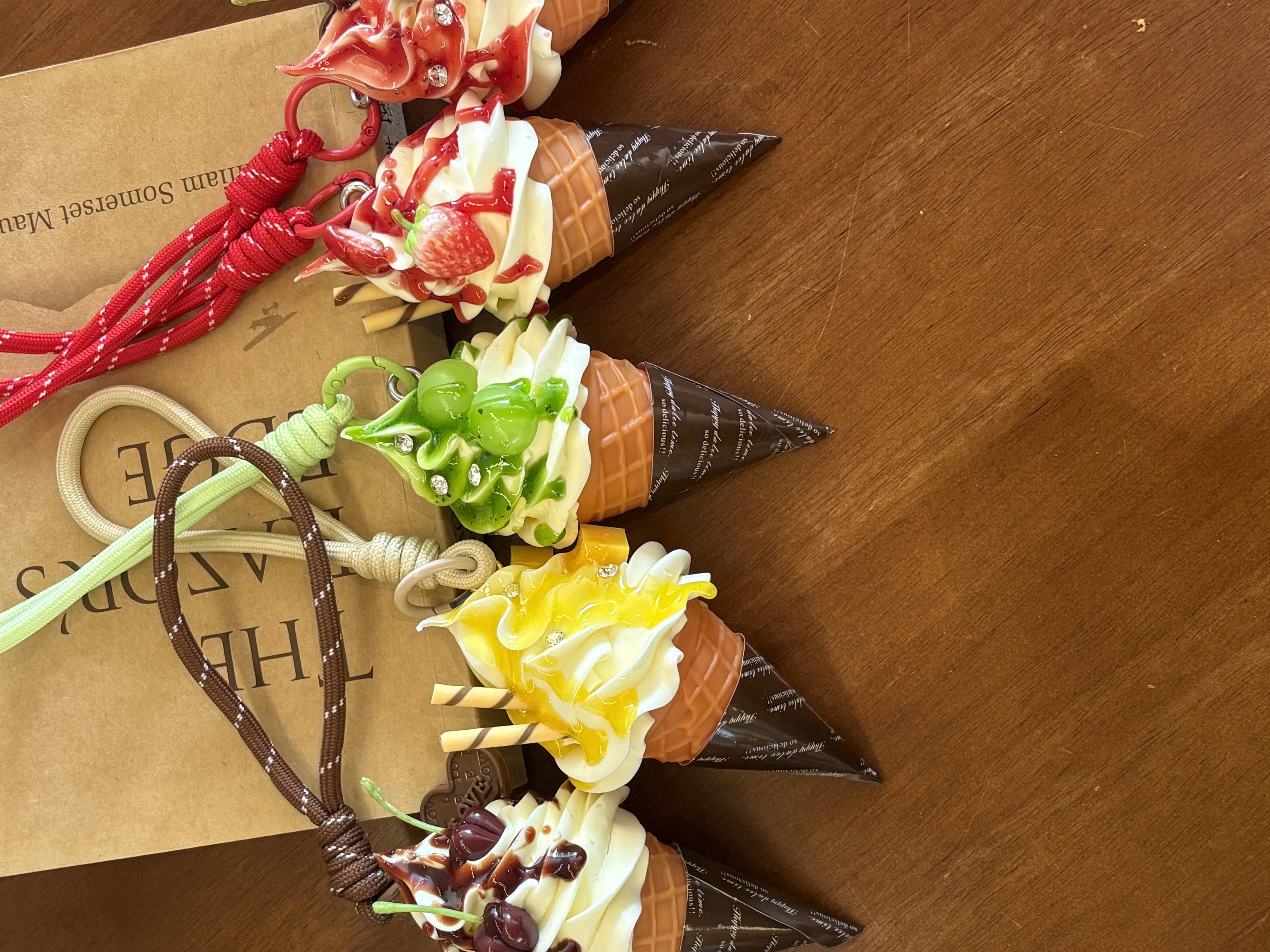 马卡龙卡通冰激凌钥匙扣公仔挂件可爱迷你卡通钥匙扣挂件钥匙扣