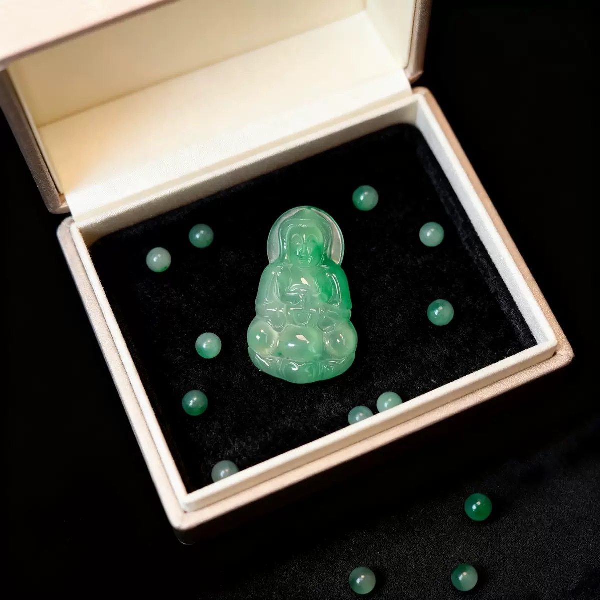 Natural African jade Guanyin pendant Specification image