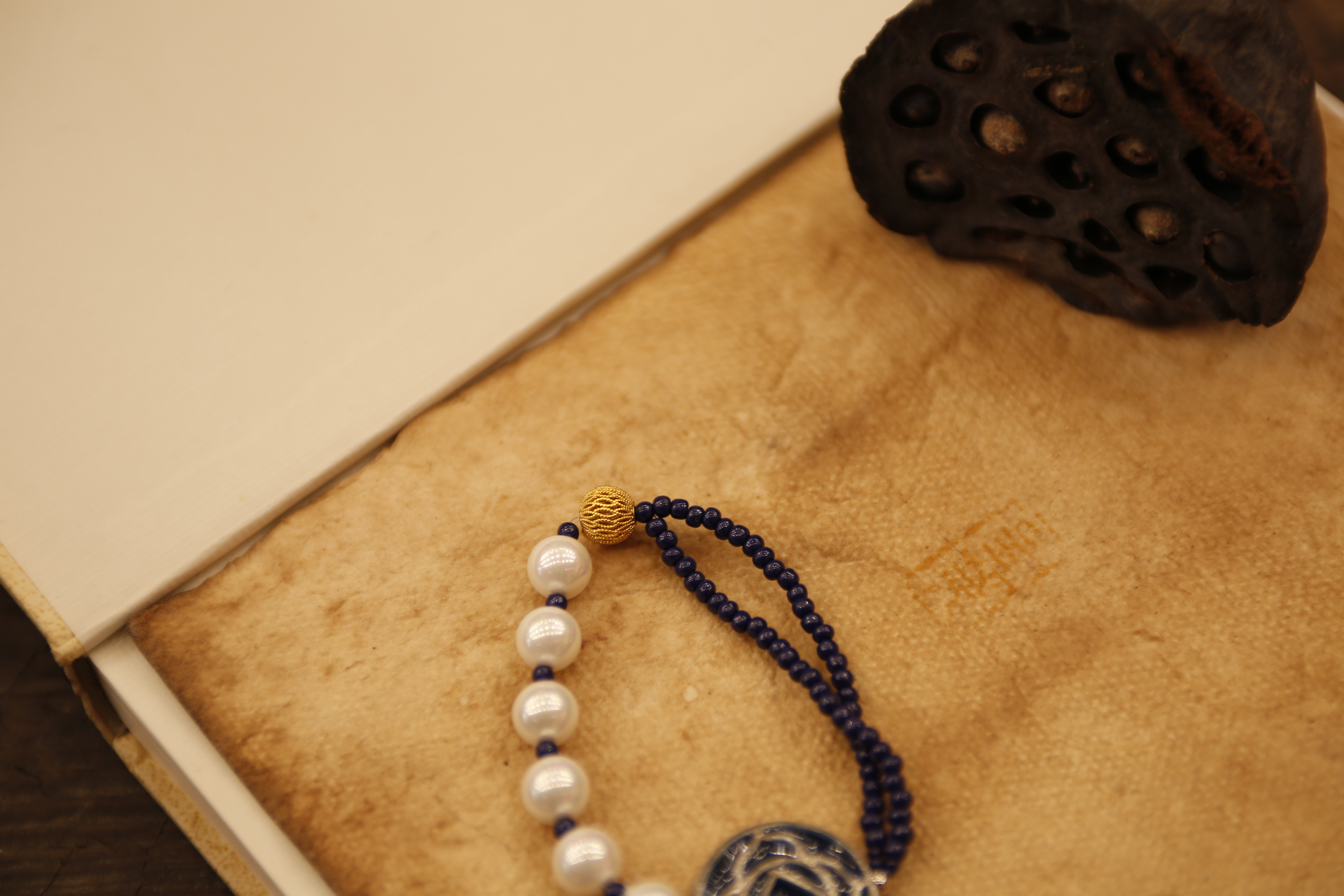 曼陀罗大圆手链(祭蓝)细节图