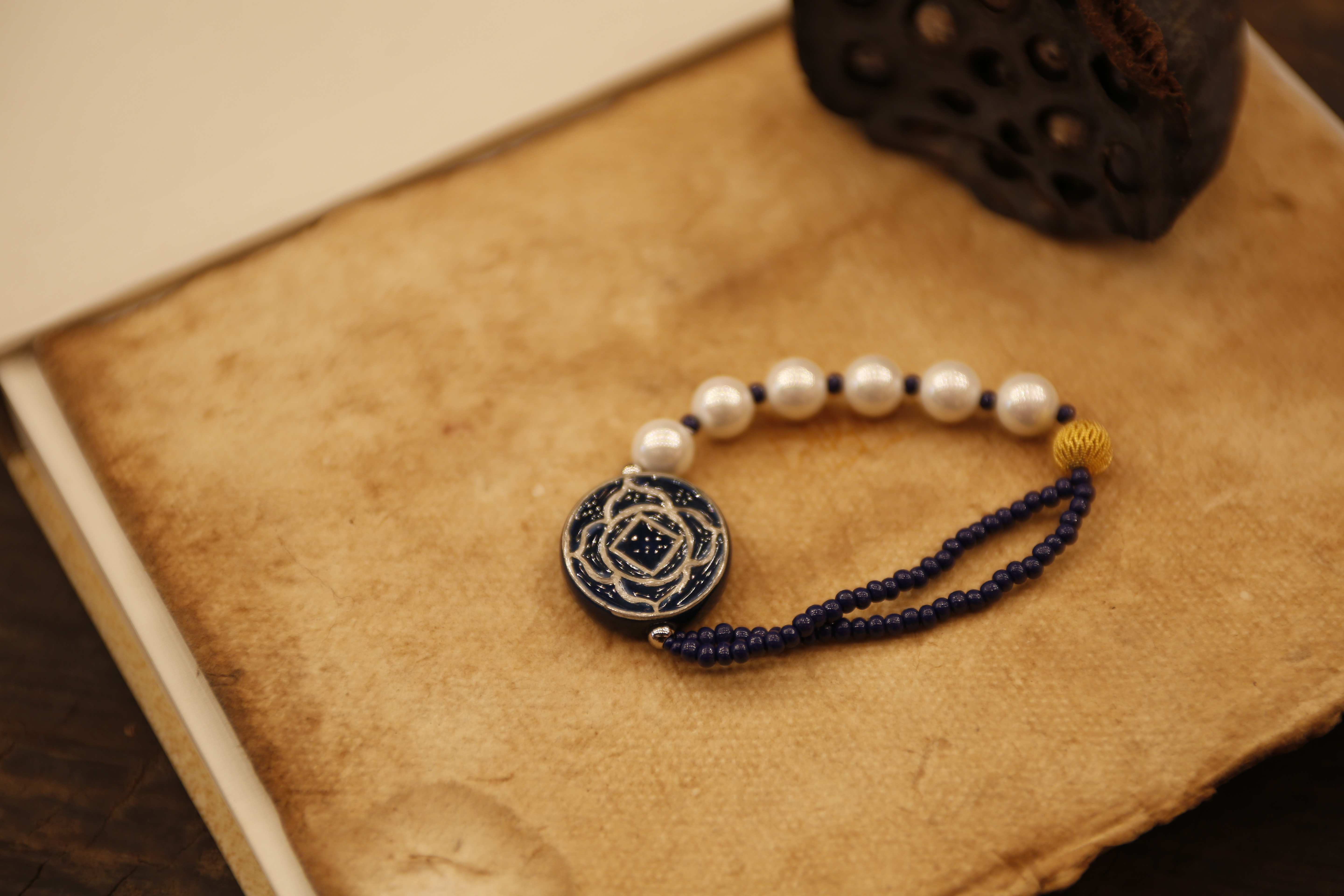 曼陀罗大圆手链(祭蓝)产品图