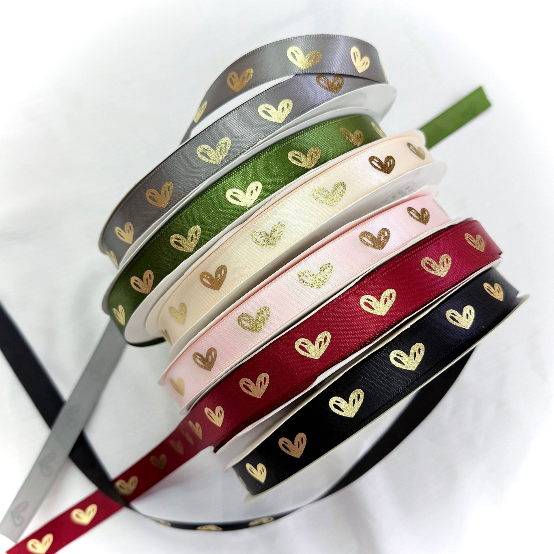 1.6cm gold-embossed heart-shaped ribbon, satin ribbon, colored ribbon, diy handmade bow, gift, baked flower, packaging, webbing